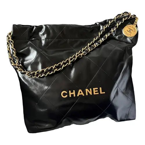 Chanel 22 leather handbagChanel | Vestiaire Collective (Global)