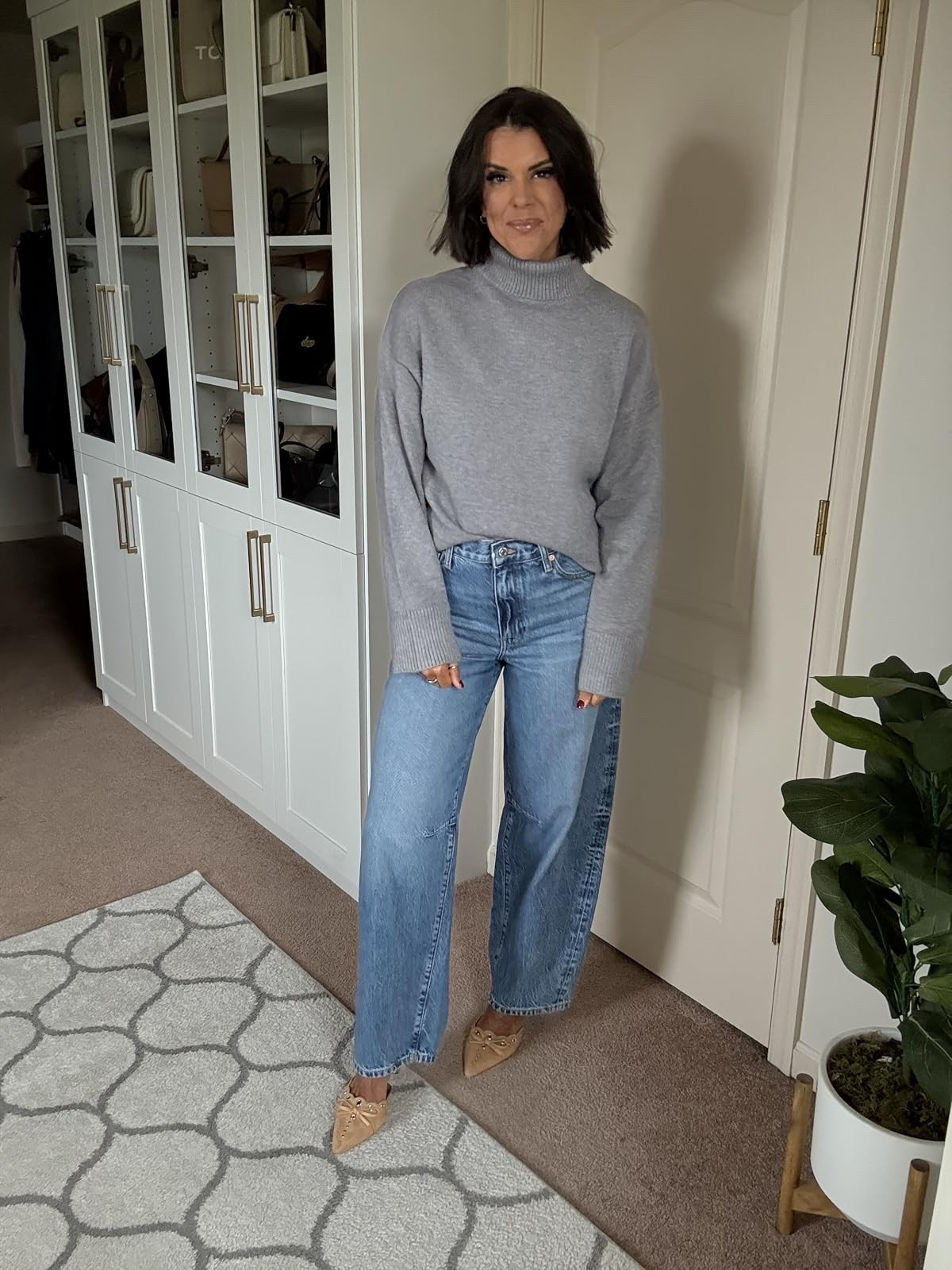 Size small in sweater and 26 in jeans

#LTKdayinmylife #LTKgrwm #LTKmomlife