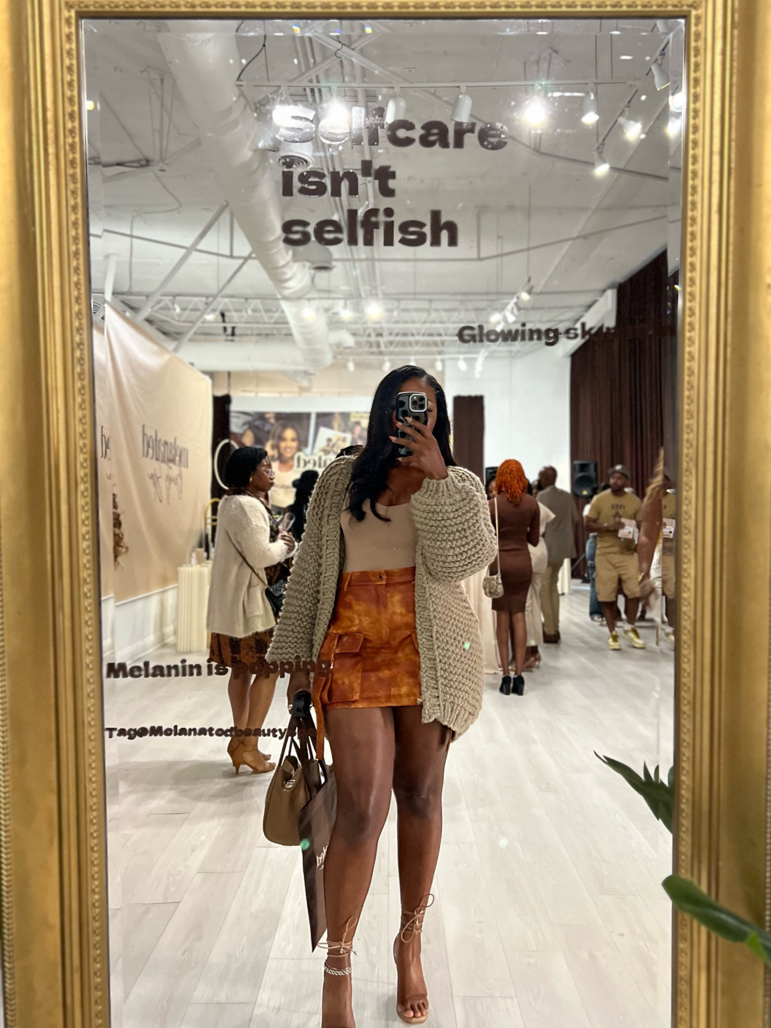 The skirt is the moment! 

#LTKHoliday #LTKFindsUnder50 #LTKStyleTip