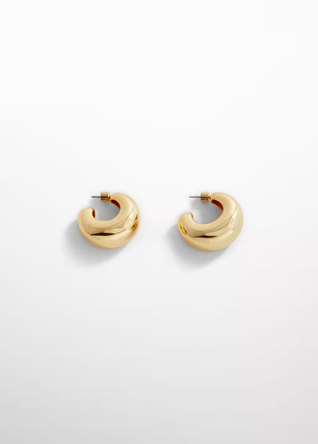 Volume hoop earrings -  Women | Mango USA | MANGO (US)