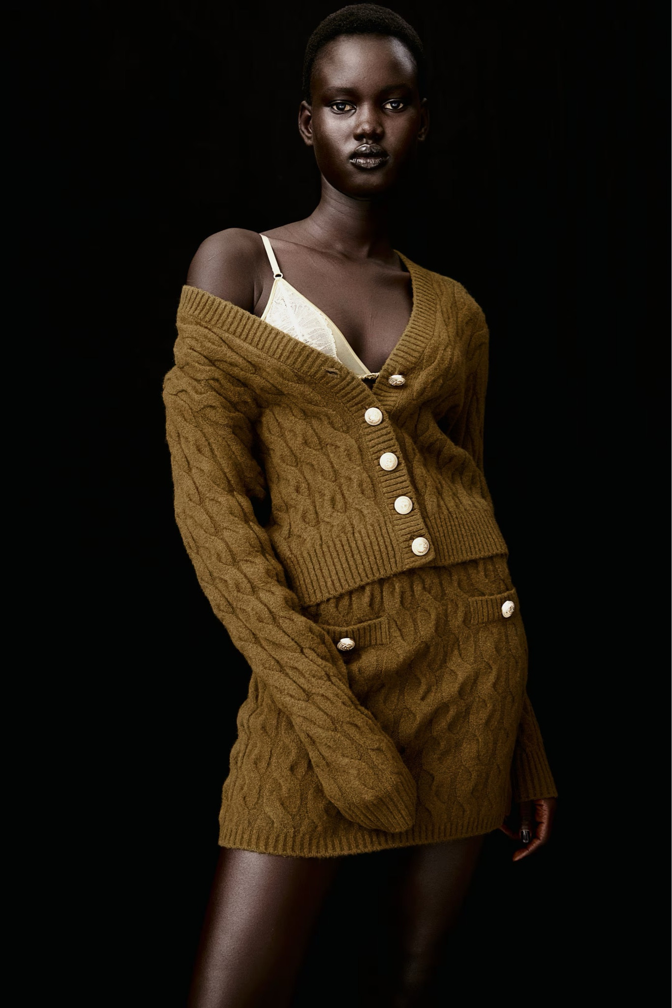 Stylish and affordable set 

#LTKSeasonal #LTKFindsUnder50 #LTKStyleTip