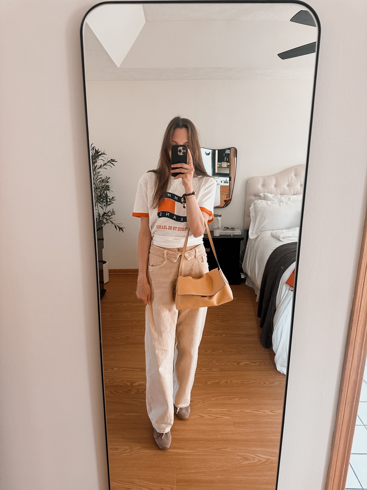 Casual windy day fit

Love these jeans but can’t link - they’re from Zara! 
Loving the new yellow at coach as well 

#LTKootd