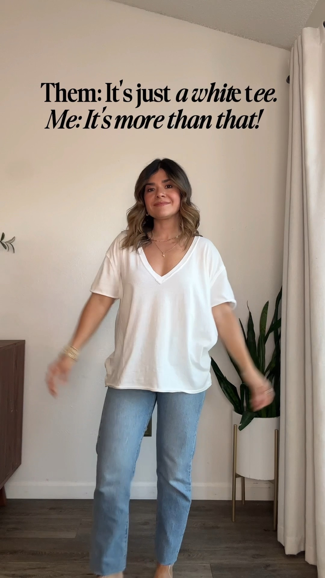 The white tee I can’t stop talking about! 
The Free People tee is so soft and comfy!! My favorite one!
Tee size xs
Jeans size 25

#LTKSeasonal #LTKootd #LTKTravel