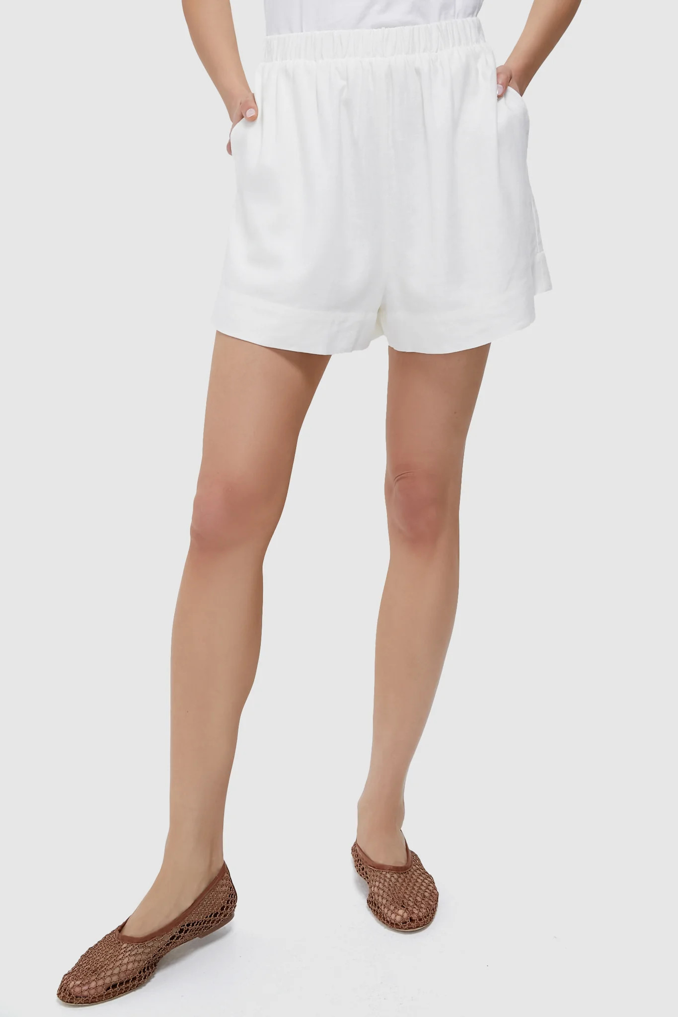 White Augusta Shorts | Tuckernuck (US)