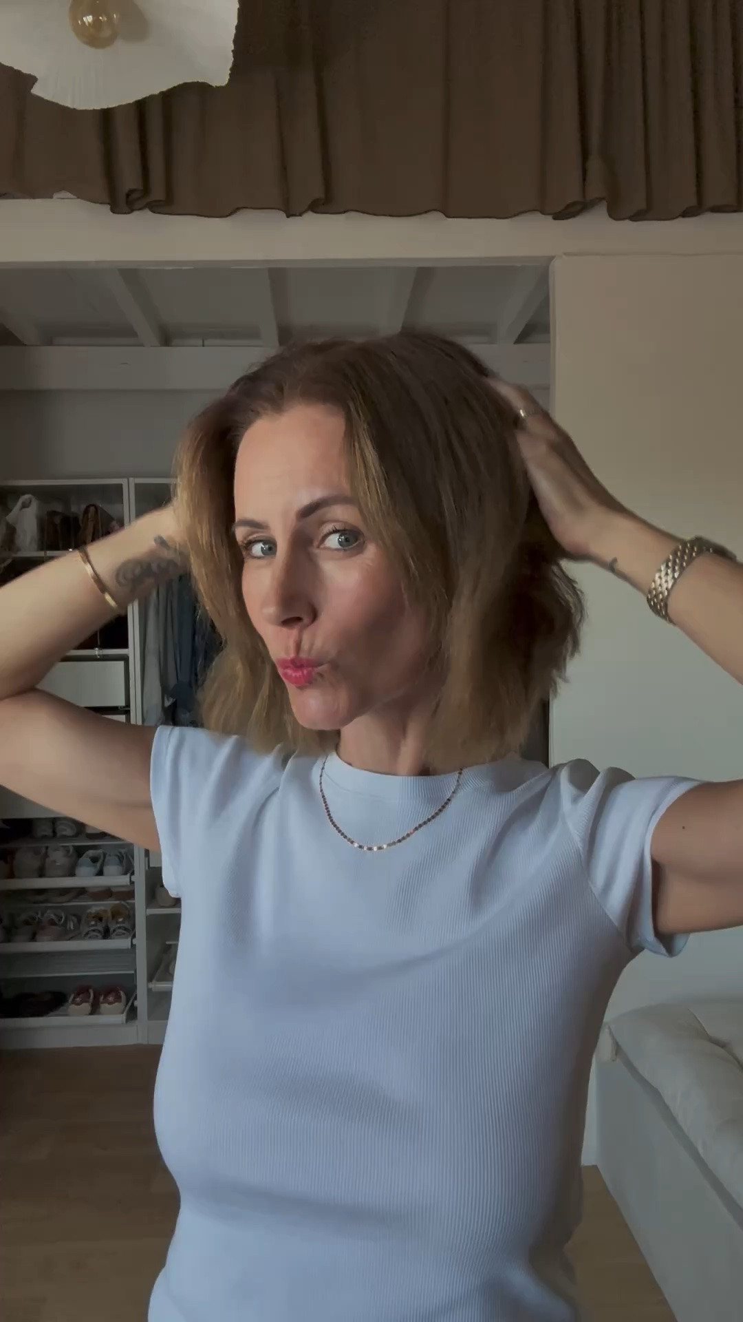 Des boucles qui tiennent longtemps 🤎

#LTKFashionMonth #LTKfrance #LTKeurope