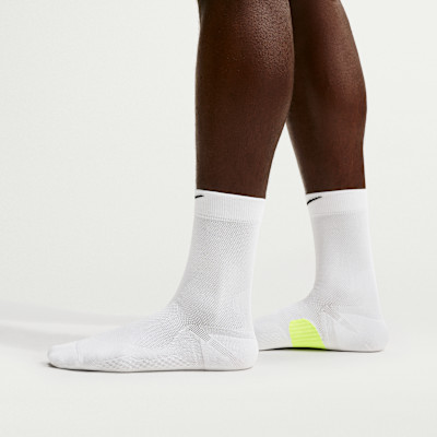 Nike Unisex Run Midweight Running Crew Socks (1 Pair) in White | HV6924-100 | Nike (US)
