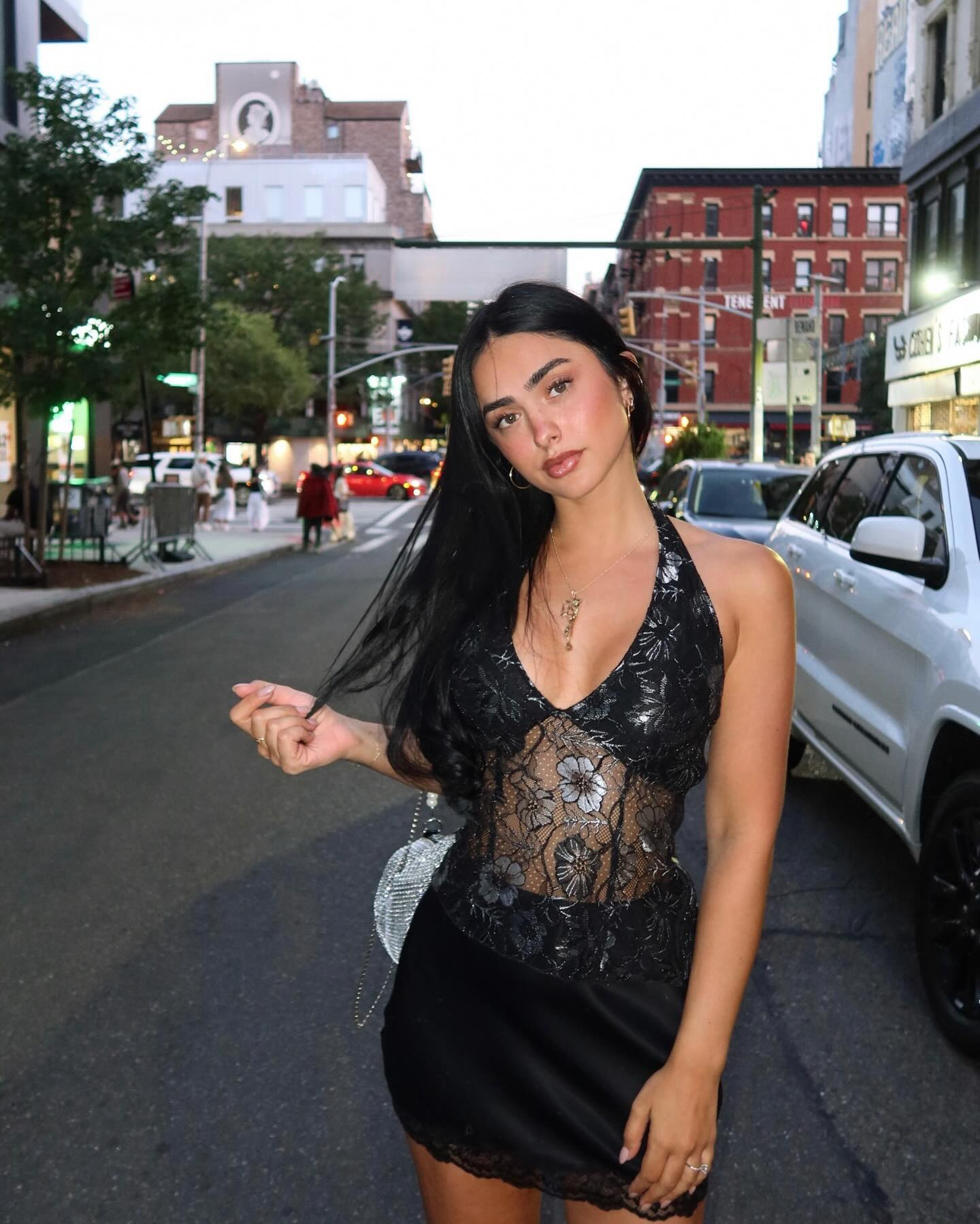 i think the city suits me

#LTKStyleTip