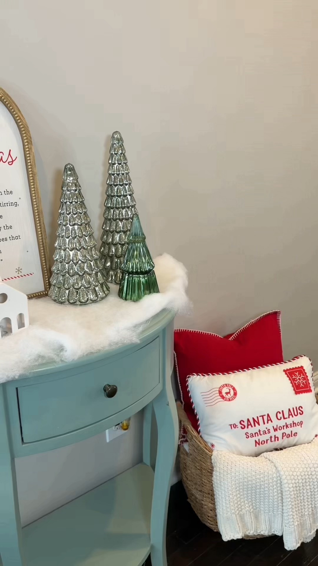 Let’s decorate for Christmas!🎄🎄

#LTKmomlife #LTKHoliday #LTKdayinmylife