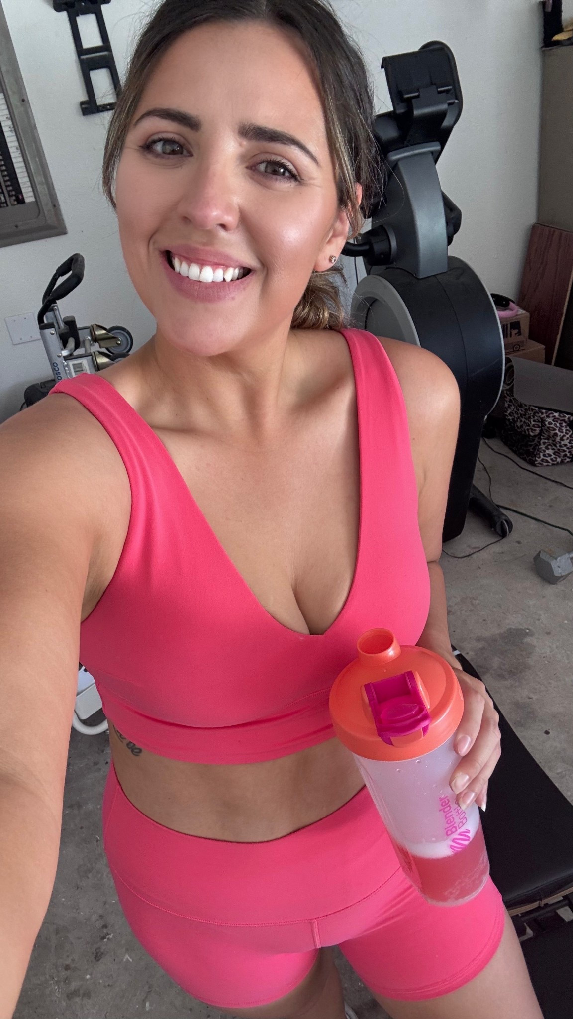 Matching gym outfit. Linking budget friendly look alikes from one of my favorite Amazon brands 