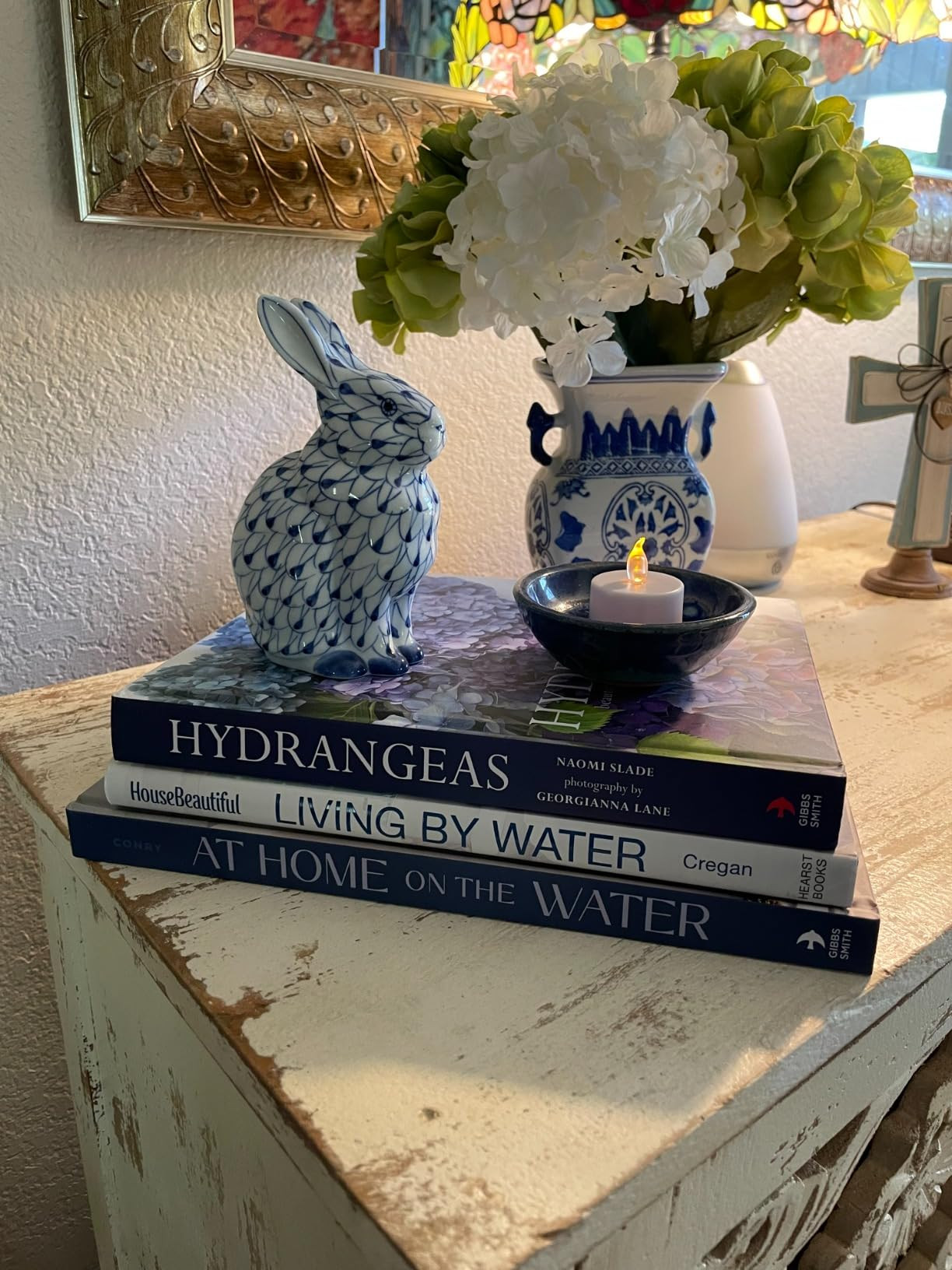 Hydrangeas: Beautiful Varieties for Home and Garden (Flowers) | Amazon (US)