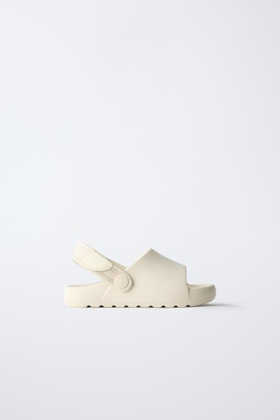 RUBBER SLIDE SANDALS | Zara US