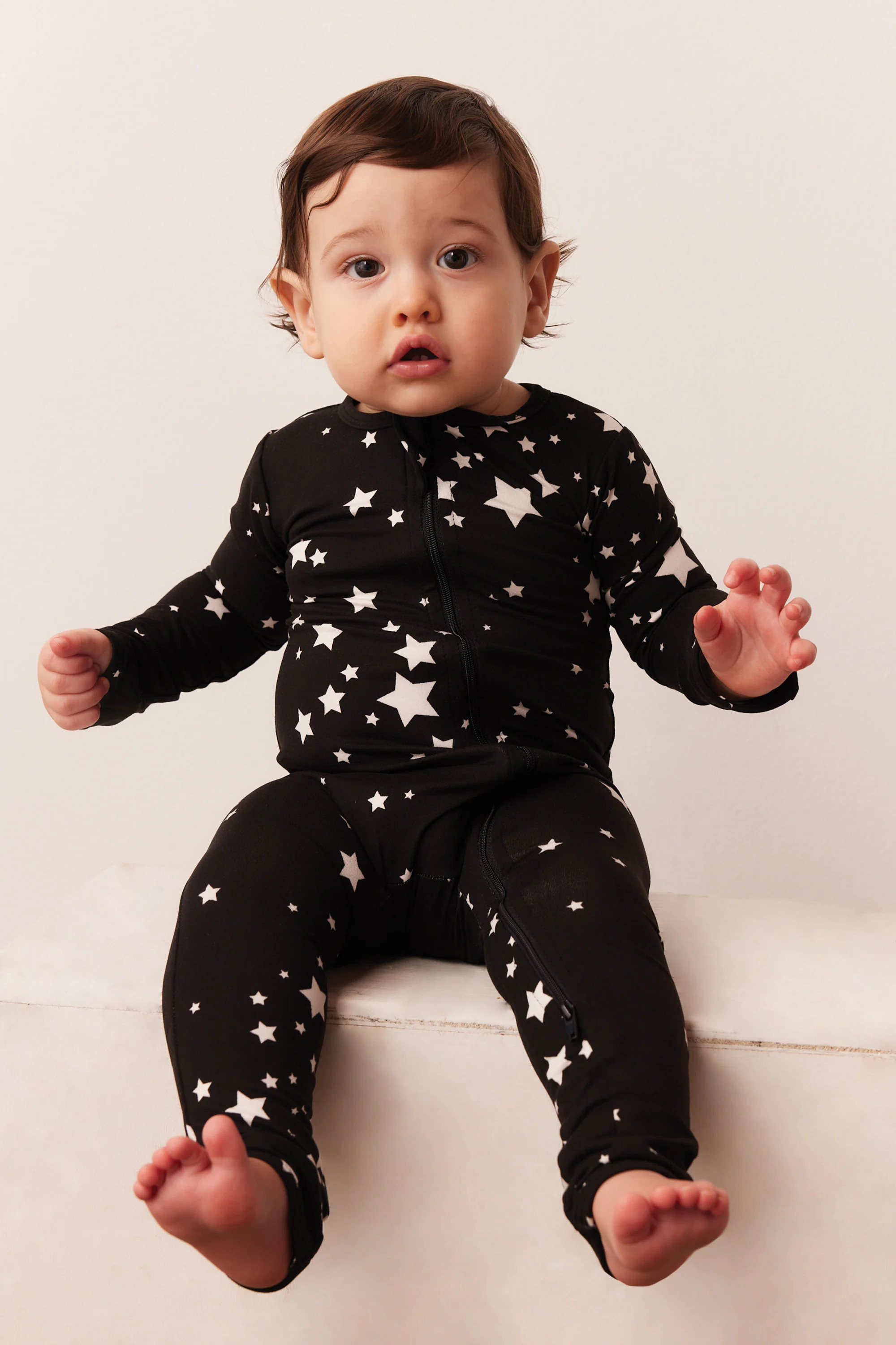 RYDER ONE PIECE | BLACK STARS | MASONgrey