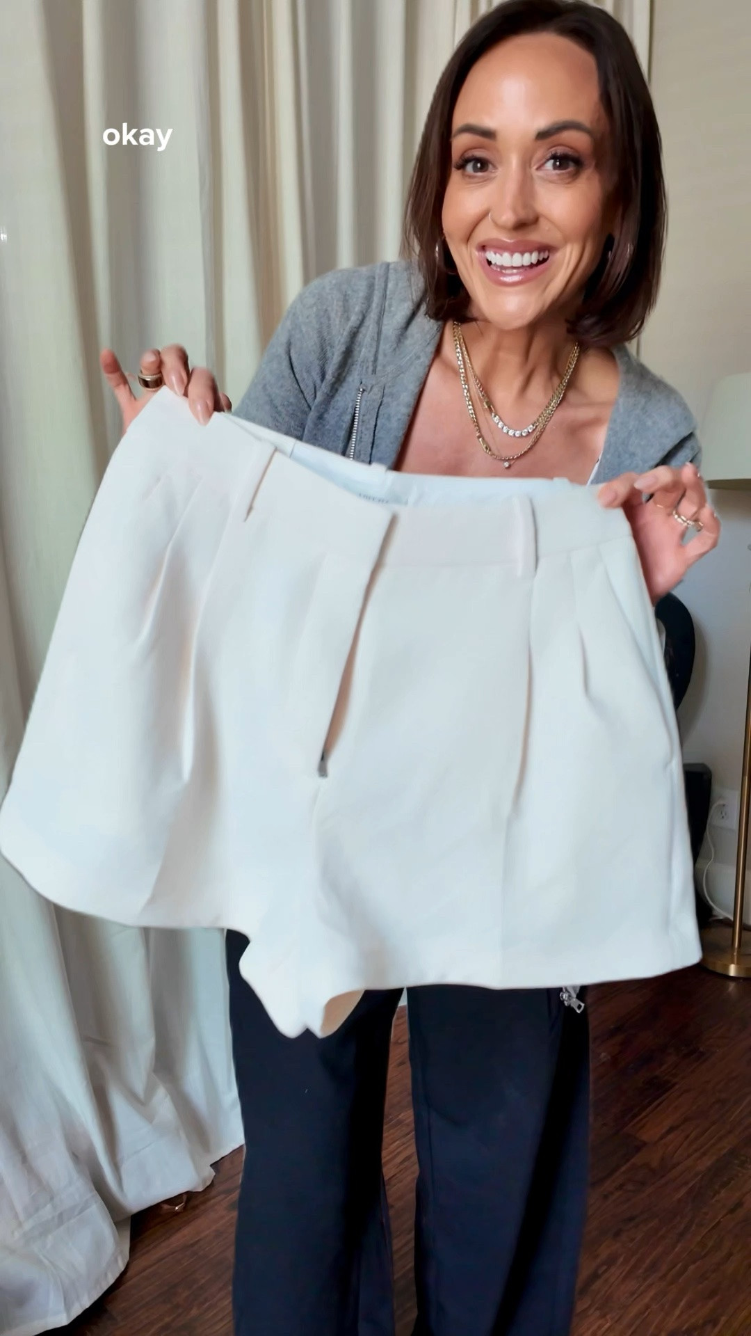 Aritzia yearly sale!

Xs trench
4 barrel
S shorts
4 vest
6 shorts
S pants
Xs tee

#LTKPetite #LTKOver40
#LTKSaleAlert