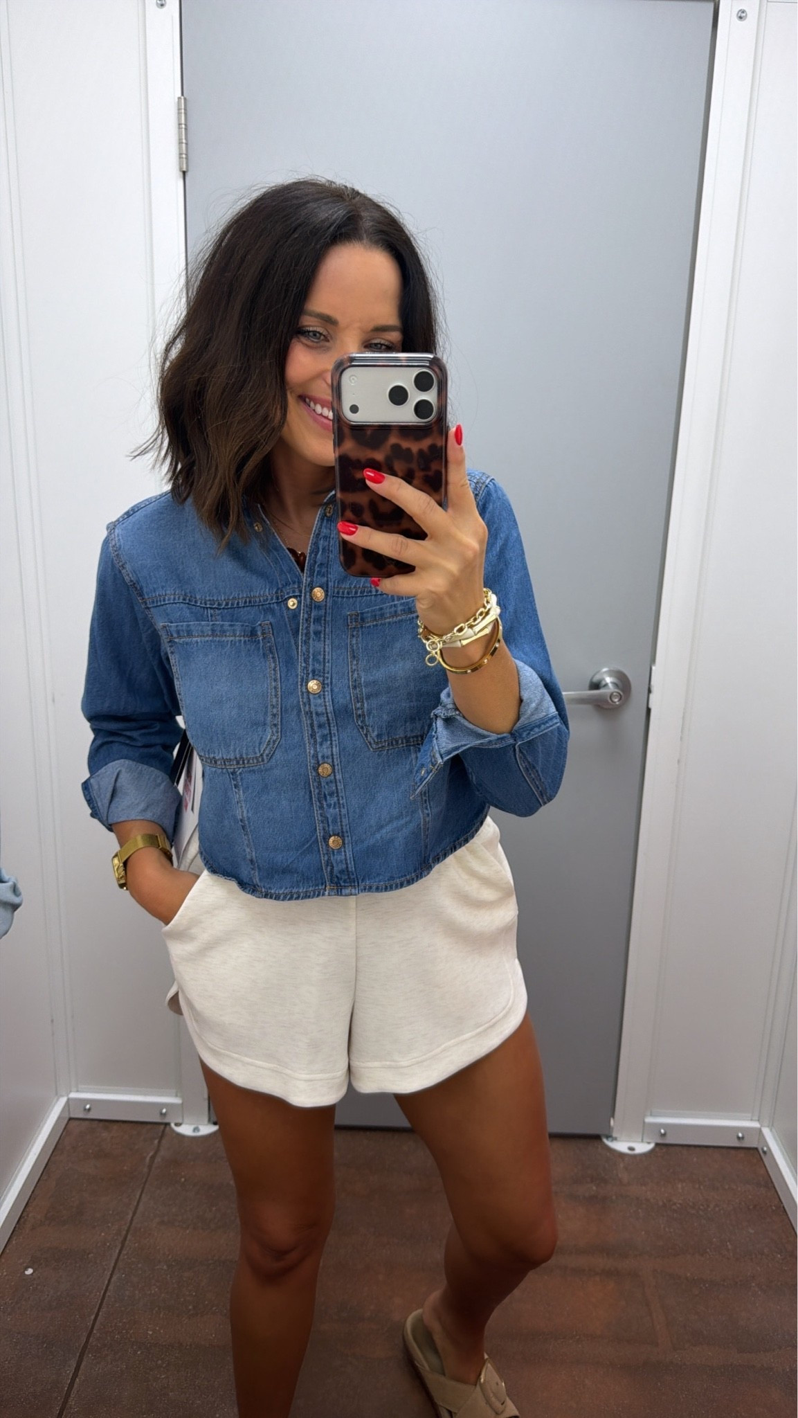 Okay Walmart… this top is SO good. 🤍 It has that expensive Madewell look, and I love the gold snap buttons and cropped fit. It’s one of those denim tops that instantly makes a simple outfit look put together. Paired it with these comfy shorts for an easy everyday look!

✨ Wearing an XS
✨ 5’3” for reference

#WalmartFashion #WalmartFinds #WalmartStyle #MadewellLookForLess #AffordableFashion #DenimTop #EverydayStyle #SummerOutfit #BudgetFashion #LTKStyle #LTKCreator #WalmartNewArrivals