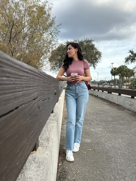 Valentines Day Outfit Idea 💡 

Amazon Top
Abercrombie jeans
Keds Shoes
Coach Bag
Ana Luisa Necklacee


#LTKstyletip #LTKsalealert #LTKfindsunder100