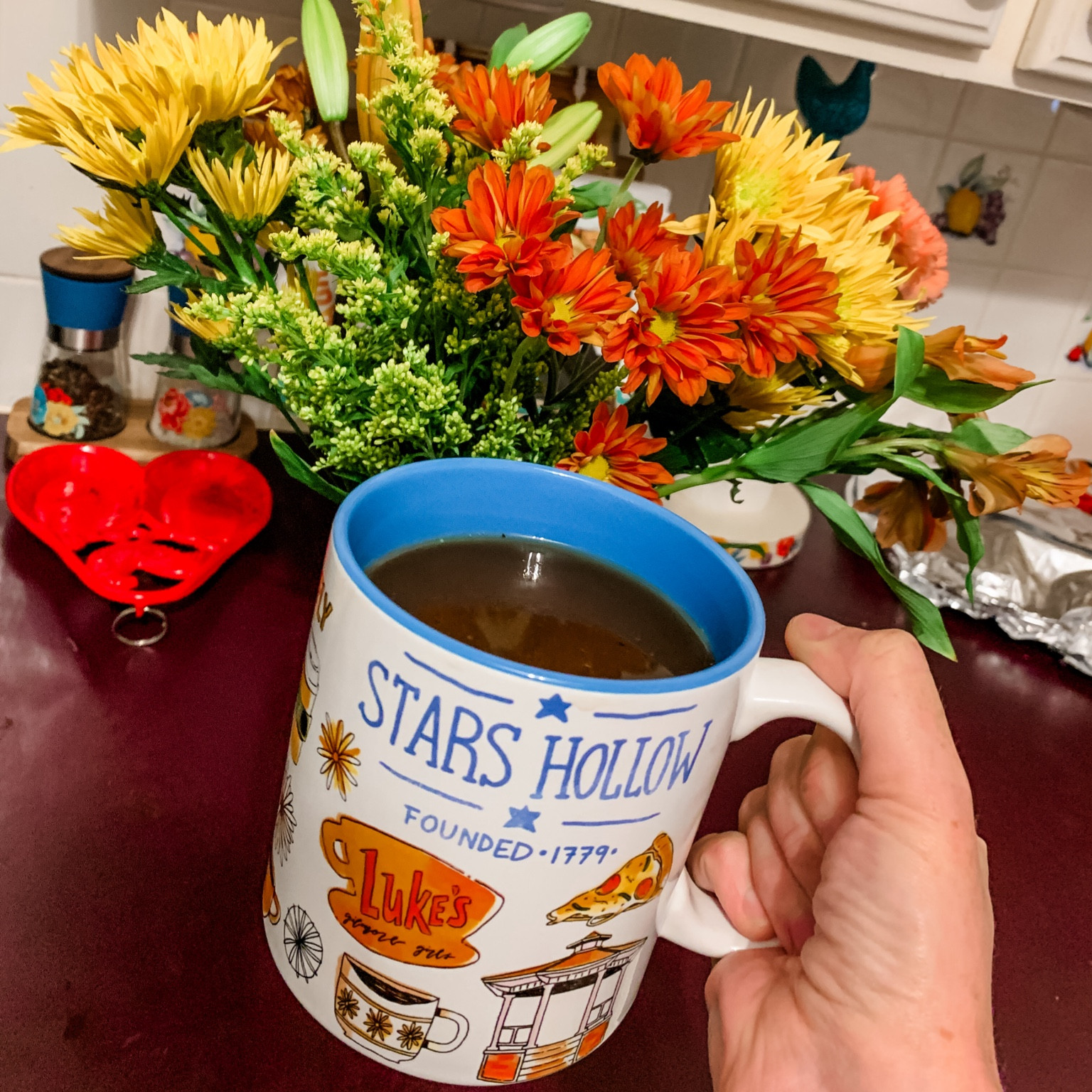 Hard to believe I’m watching Gilmore Girls for the first time ever🤯 I’m currently on Season 6 and my timing couldn’t be better given that GG is apparently the well known mascot of autumn in America🍁☕️🍂

#LTKSeasonal #LTKHome