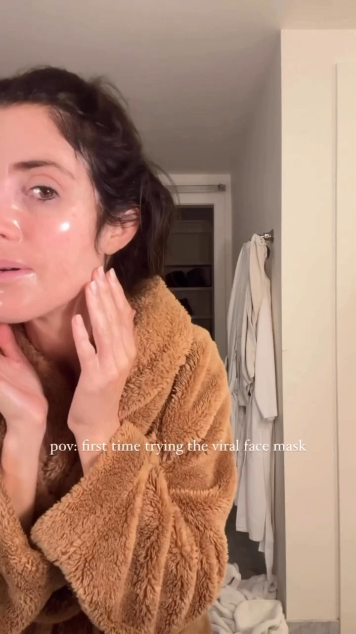 POV: first time trying the viral face mask🧖🏼‍♀️
StylinByAylin, Aylin

#LTKgrwm #LTKmorningroutine #LTKBeauty
