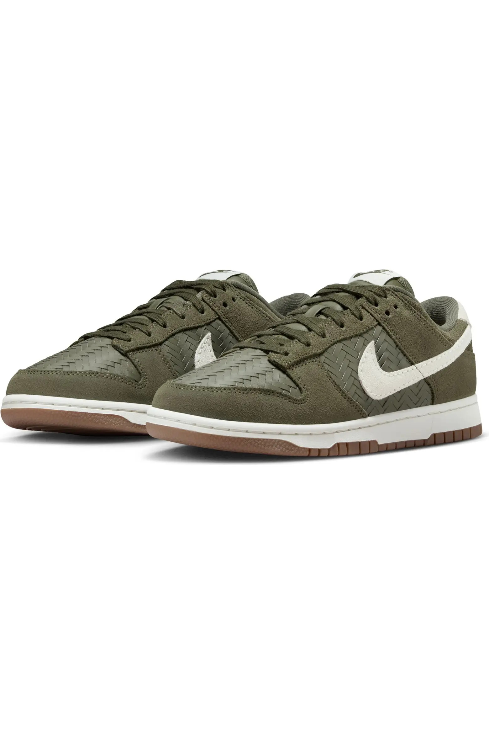 Dunk Low Basketball Sneaker (Women) | Nordstrom | Nordstrom