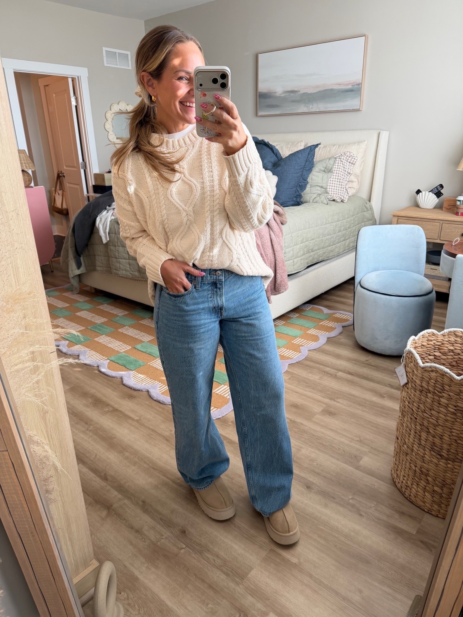 abercrombie denim, amazon, oversized sweater, ugg, women’s fashion, trendy fashion, winter style, cozy casual outfit, petite friendly

#LTKootd #LTKPetite #LTKSeasonal