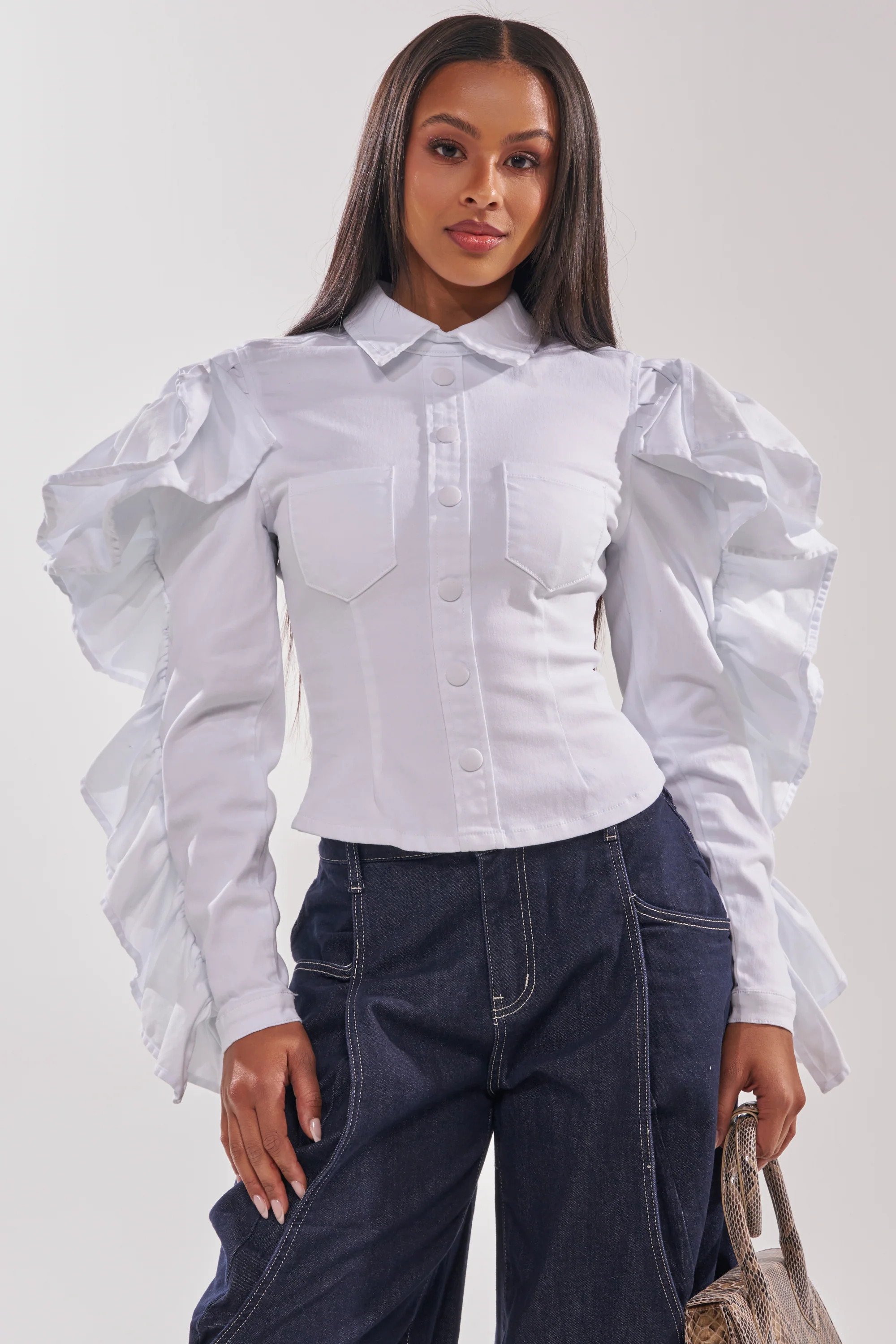 AKIRA Drea Ruffle Sleeve Button Down Top | Size Large | AKIRA