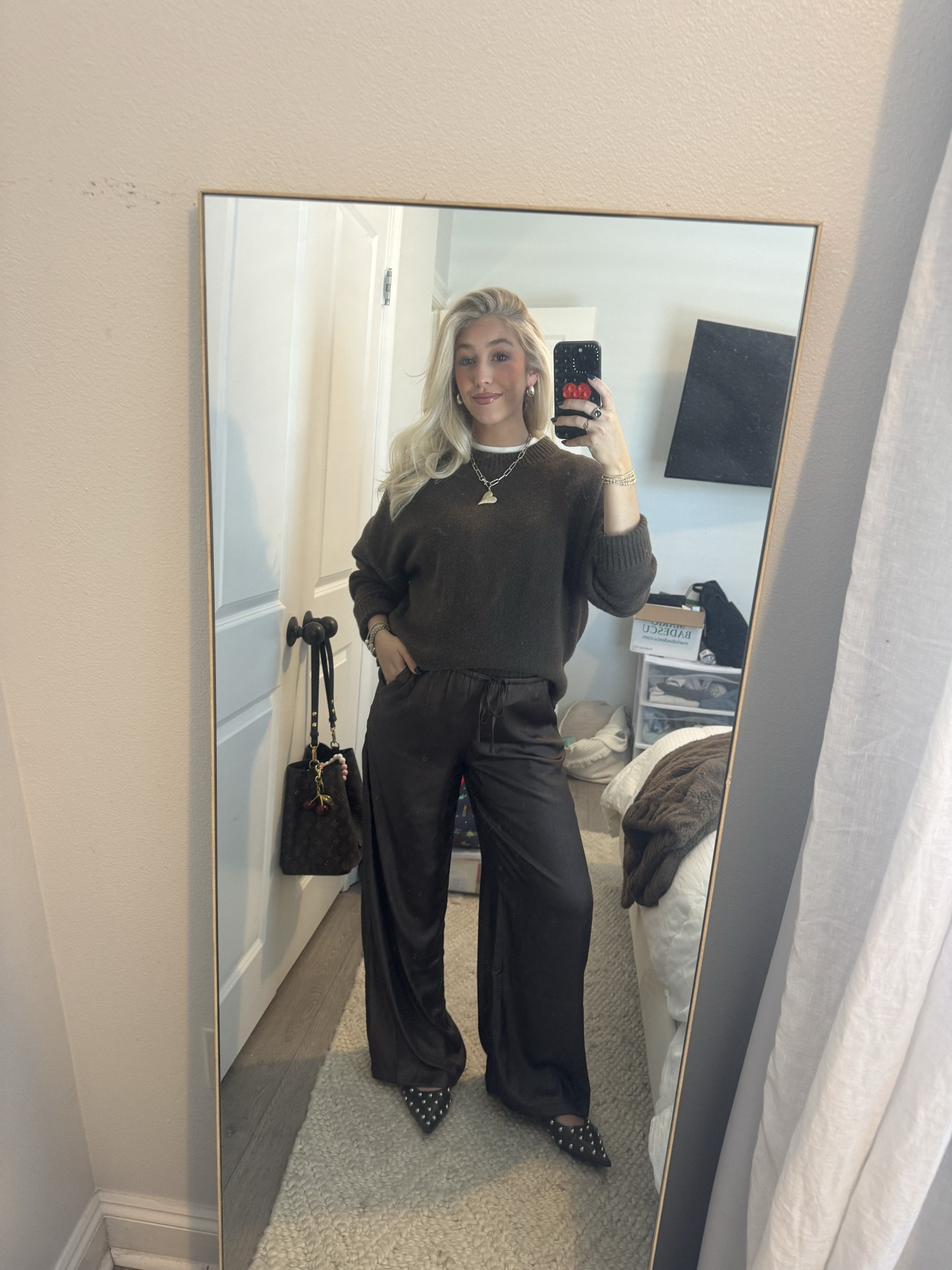 Cozy monochromatic fall fit! When all else fails just wear the same color 🤪 these pants are perfect for a bump because they’re so stretchy!! Wearing a medium #maternity

#LTKBump #LTKSeasonal