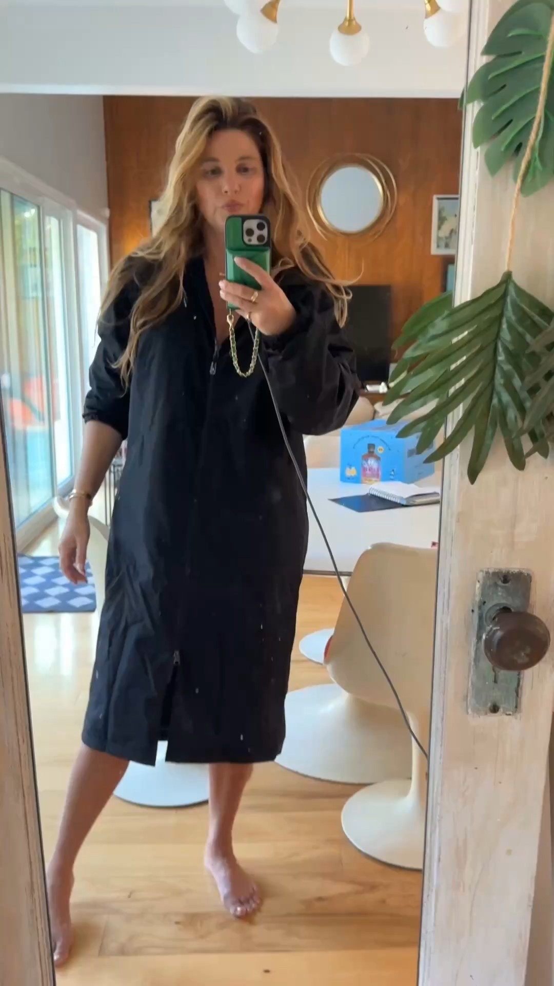 Living the dream…this jacket is seriously warm. Wearing a medium  

#LTKdayinmylife #LTKfitnessgoals #LTKstorytime