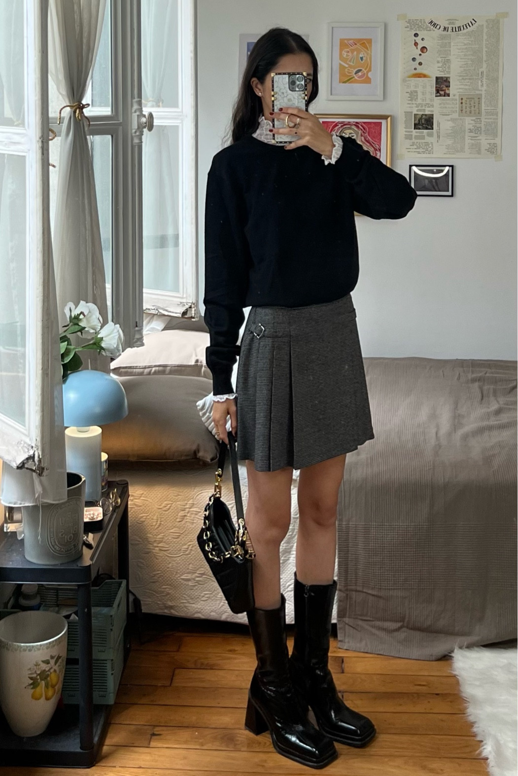 Blair entered the chat 🖤
.
#septemberfashion #pleatedskirt #preppy #blackoutfit #parisianstyle #frenchstyle

#LTKunder50 #LTKeurope #LTKSeasonal