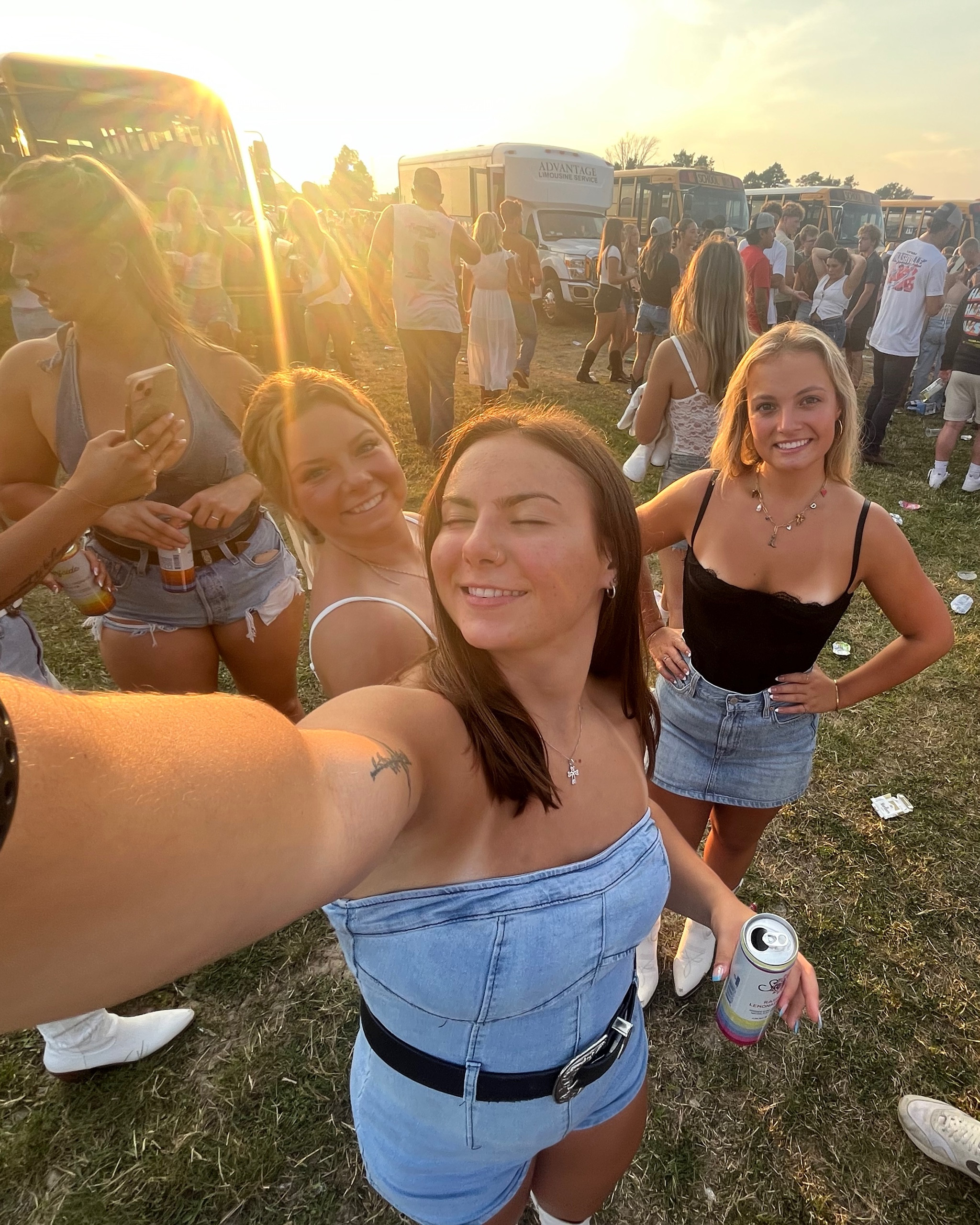 Jason Aldean 

#LTKParties