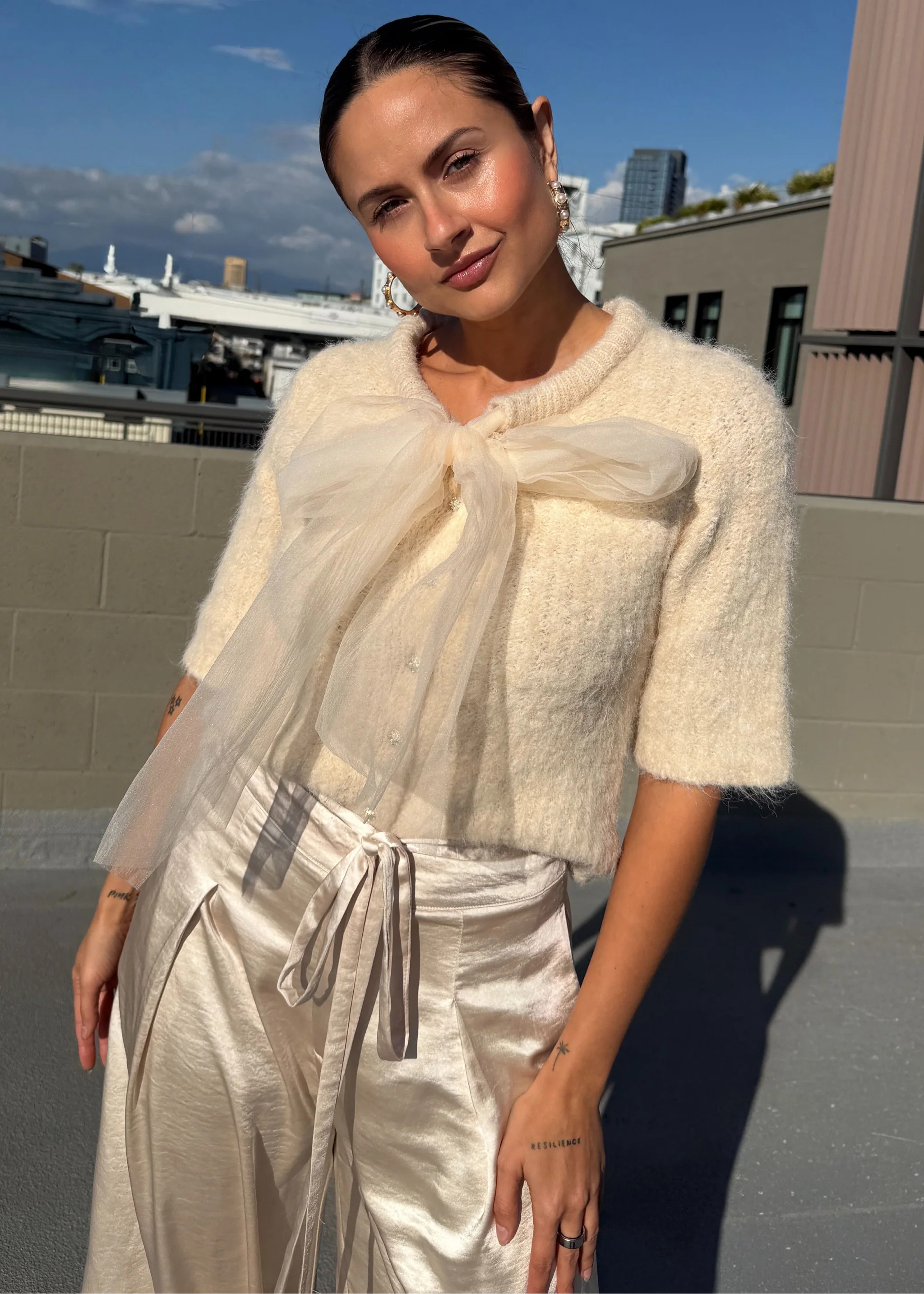 Shira Short Sleeve Sweater Top With Chiffon Bow | Benaar La