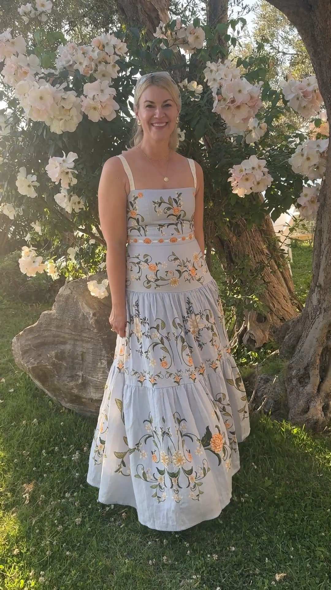 Agua by Agua Bendita Lima Valle Linen Maxi Dress & lelet ny

#LTKWedding #LTKTravel #LTKTall