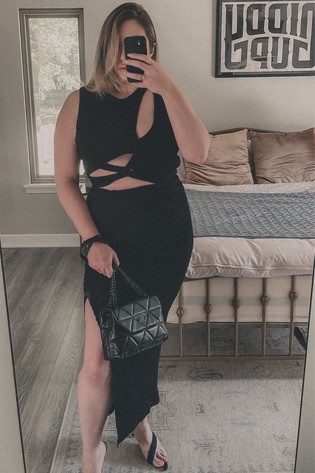 Newest #lbd 🖤

#datenight #girlsnight #blackdress

#LTKsalealert #LTKmidsize #LTKunder50