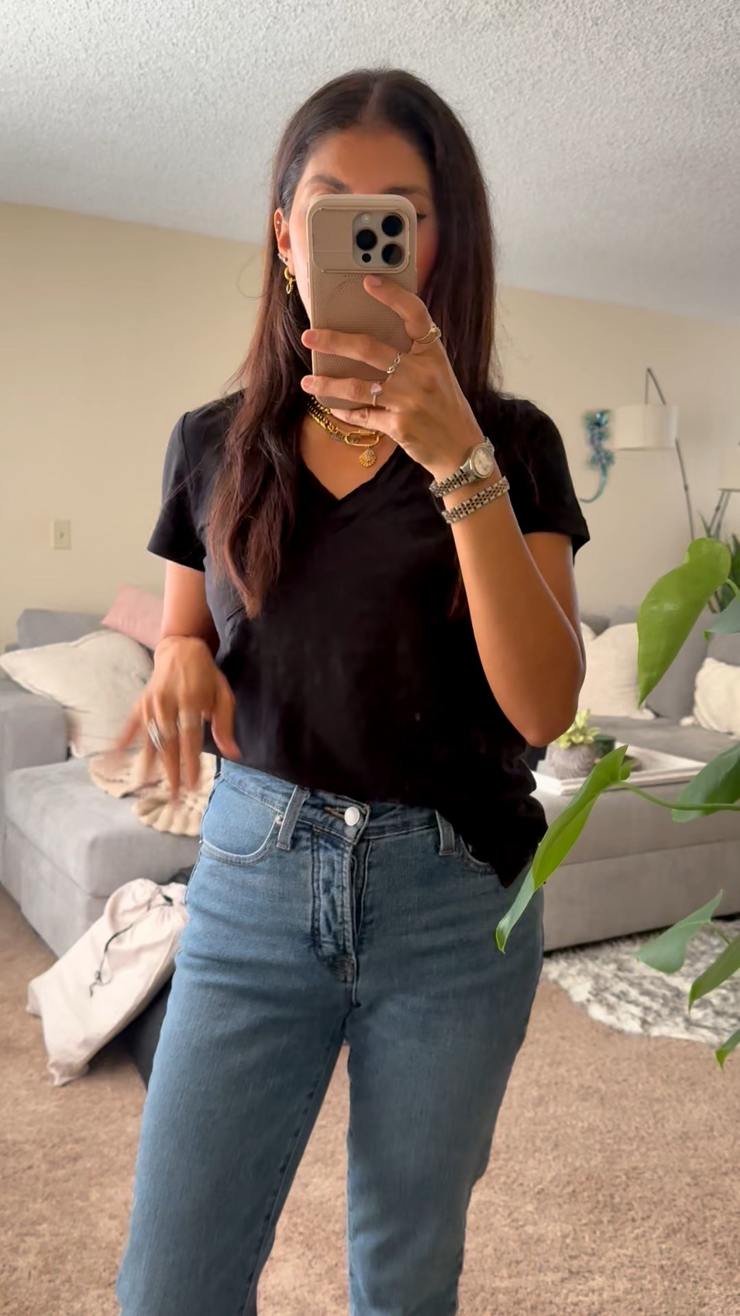 OOTD vibes ✨ I’m living for these 80s mid-rise jeans paired with my favorite classic tee. Comfy yet chic with my Thousand Fell sneakers 👟—the perfect balance of effortless + stylish. Add a crossbody bag & sunnies, and you’ve got the ultimate look for the day 😎 #EverydayStyle #OOTD
Etsy: bracelets 10% off code FALL10

80s mid-rise jeans, classic t-shirt outfit, Thousand Fell sneakers, everyday crossbody bag, chic casual style, minimalist streetwear, timeless jeans outfit, casual chic ootd, sustainable sneakers, capsule wardrobe style


#LTKSaleAlert #LTKFallSale #LTKStyleTip