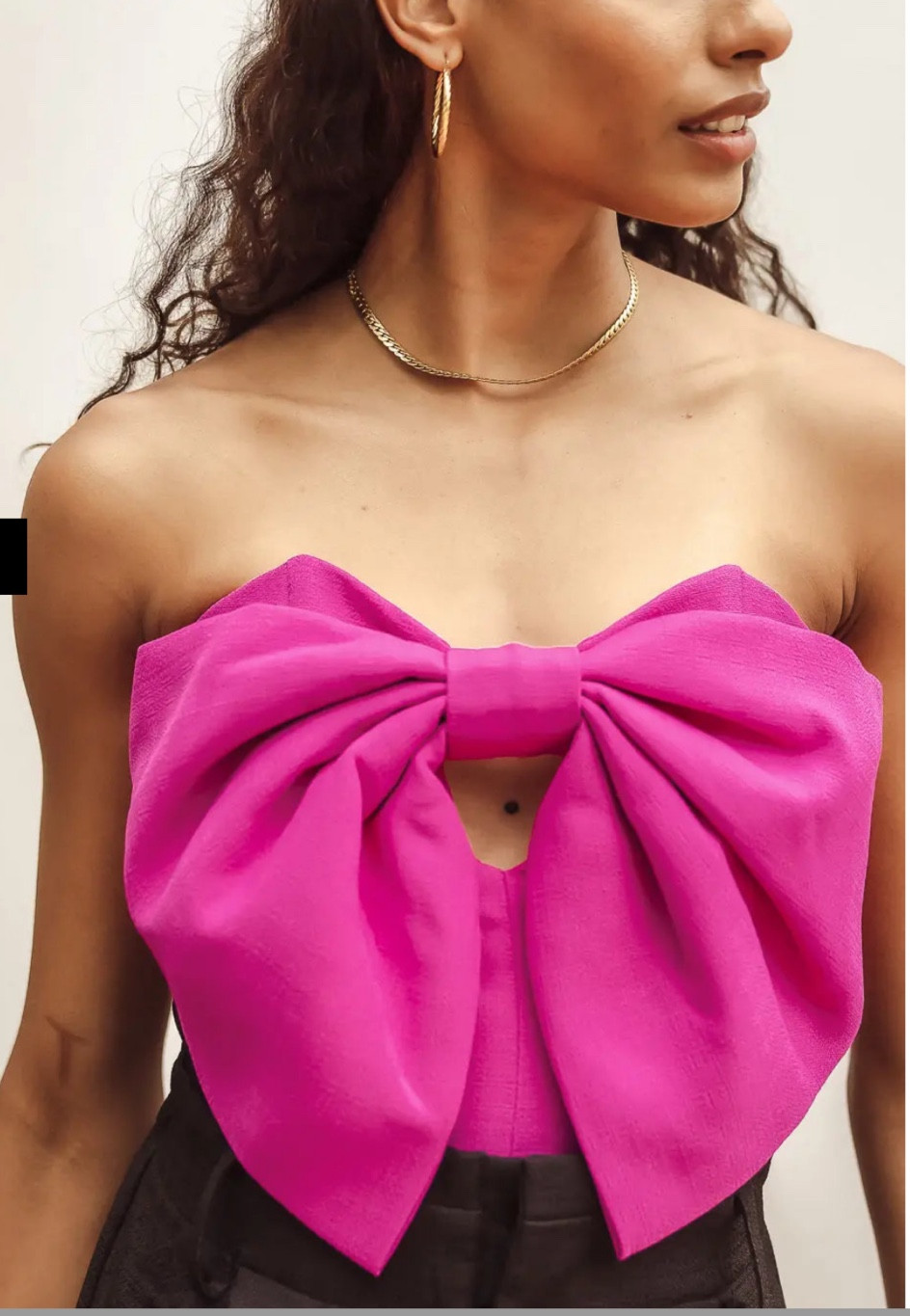 This pink strapless bow top is so dang cute! Quick! All sizes available, and more colors too 🎀

#pink #bow #strapless #böhme 

#LTKunder50 #LTKstyletip #LTKFind