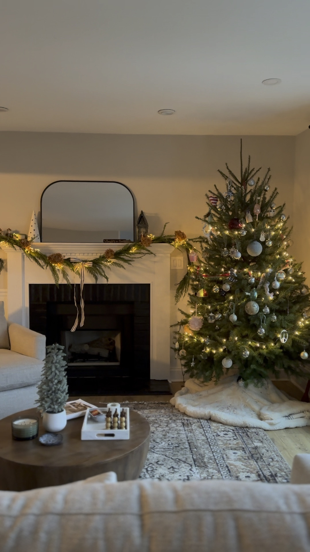 Deck the halls in cozy Christmas Decor. 

#LTKSeasonal #LTKHoliday #LTKGiftGuide