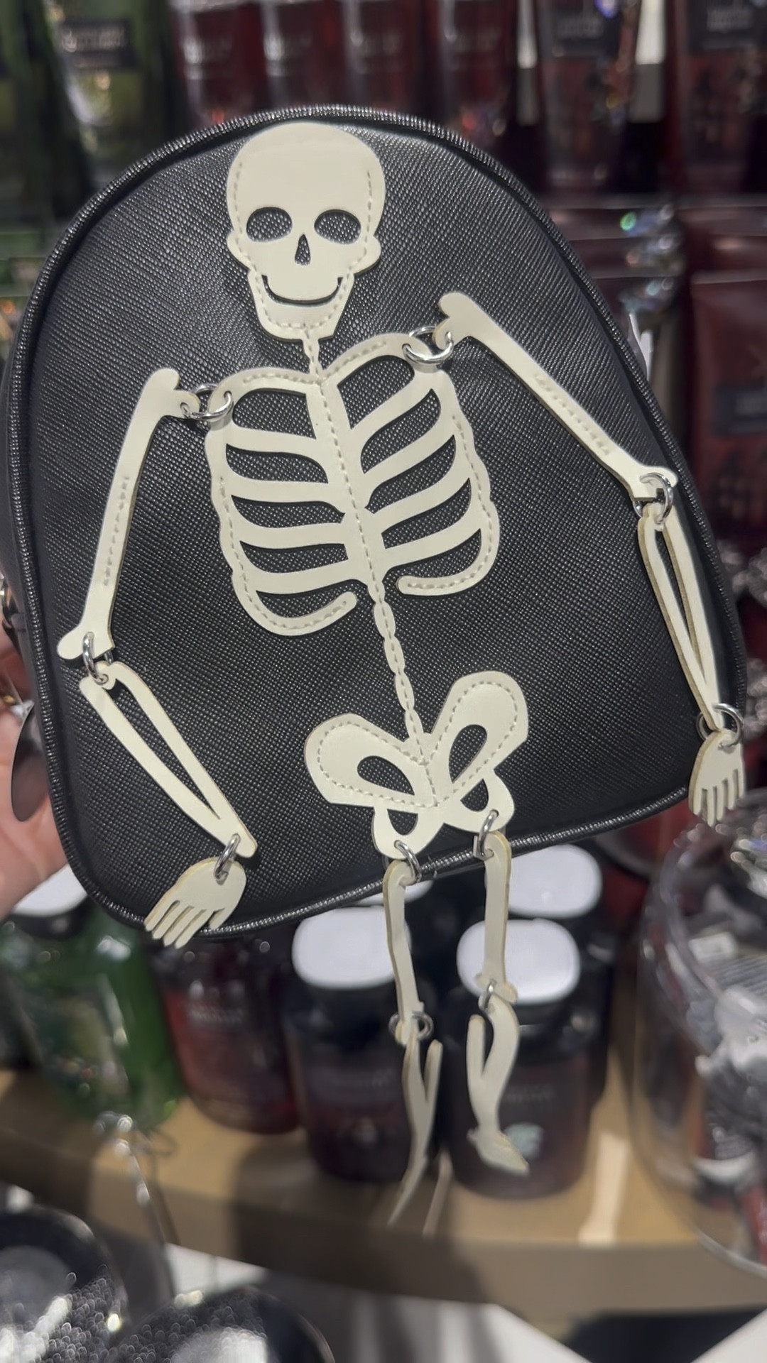 Loving these spooky scents and cute bags!!! 💀

#LTKSeasonal #LTKVideo #LTKHalloween