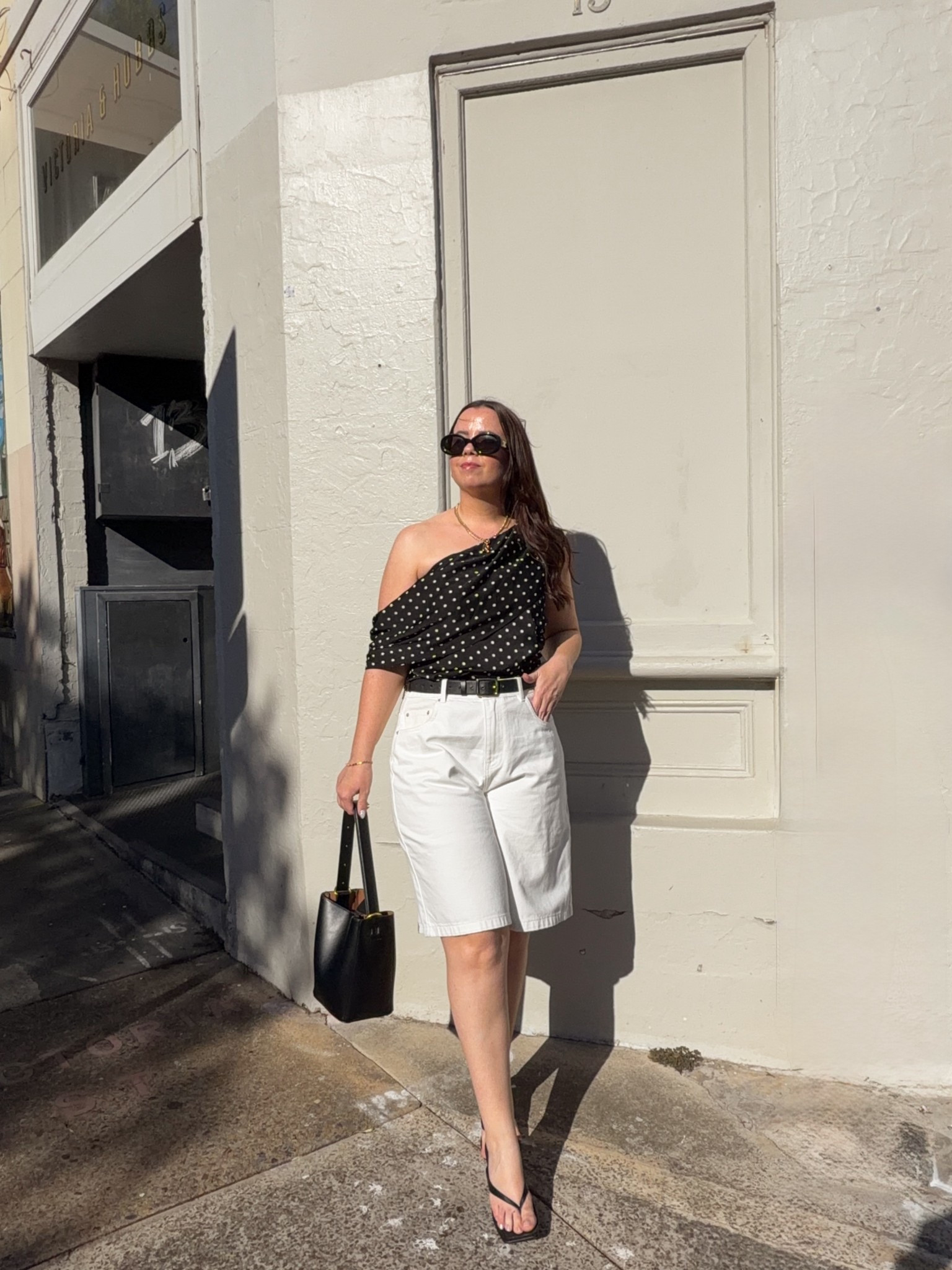 Date night outfit ⚫️ wearing Showpo top & shorts - both size 14

#LTKMidsize #LTKspringtrends #LTKootd