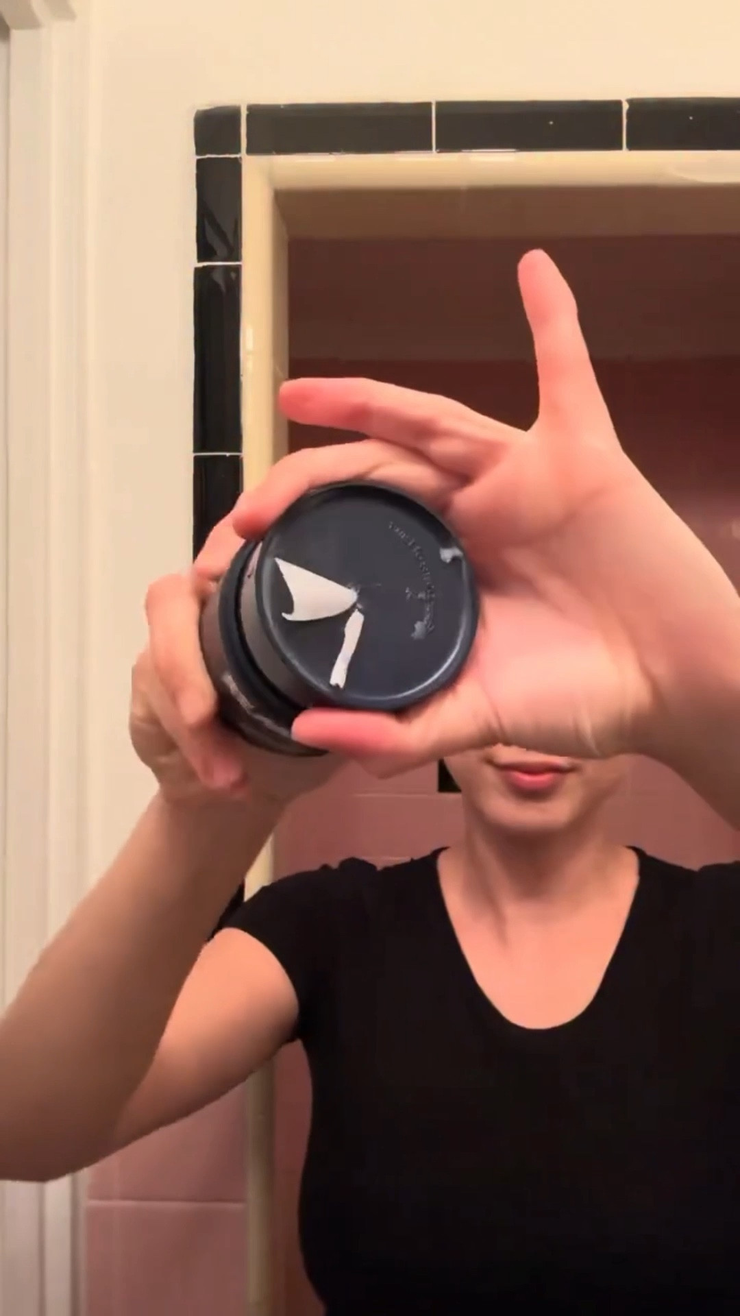 I never thought I’d be able to use a cleansing balm ever again because of my acne prone skin. @remedyskin changed that 🥹

Comment BALM and I’ll send you the link to the balm. Use code GREENBOOTLIFE for 15% off @remedyskin 

Want to see which cleanser I use for my second cleanser after Remedy for Pre-Cleansing? 

#remedyambassador #cleansingbalmreview #acnesafeskincare #cleansingbalm #acneproneskin