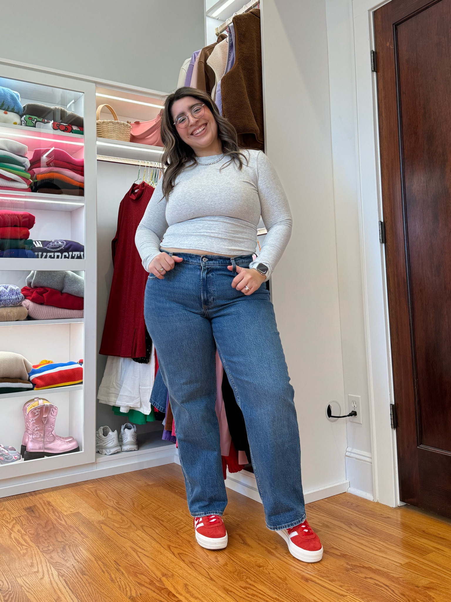 Wearing large in the top, 31 short in the jeans!

#LTKfindsunder100 #LTKstyletip #LTKmidsize