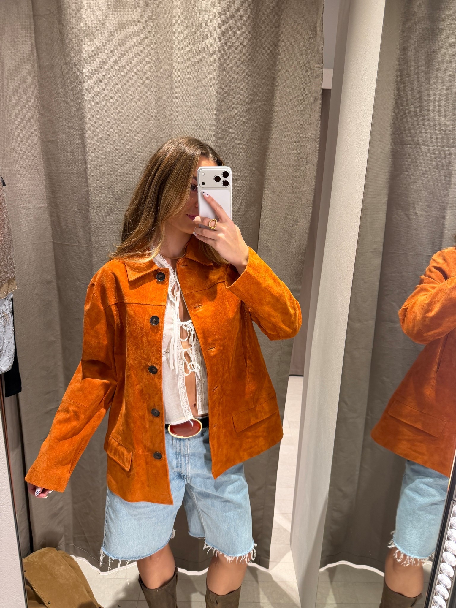 wearing a size M!