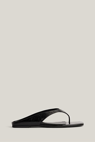 Elana Slides | Witchery (AU)