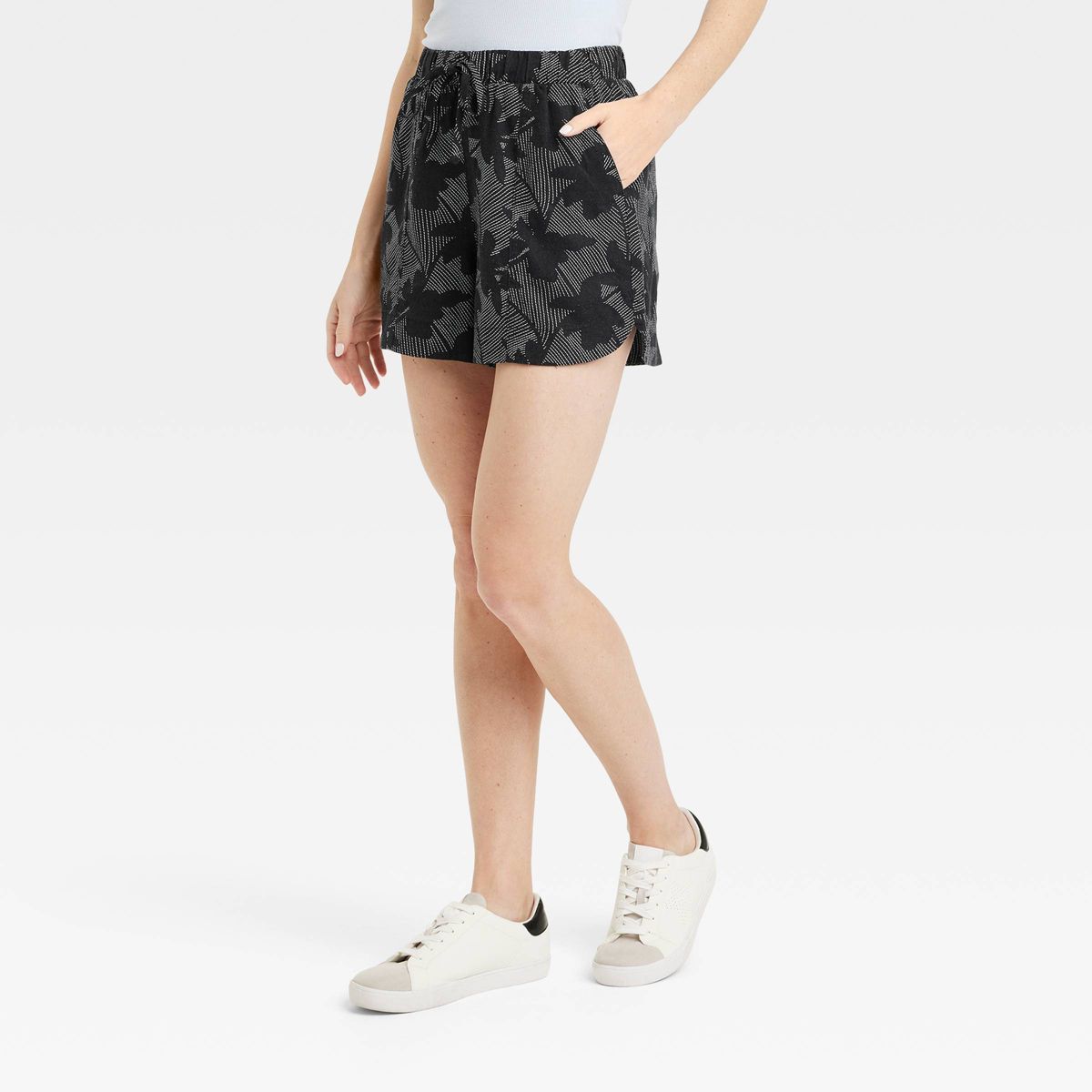 Women's High-Rise Linen Pull-On Shorts - Universal Thread™ Black Floral XL | Target
