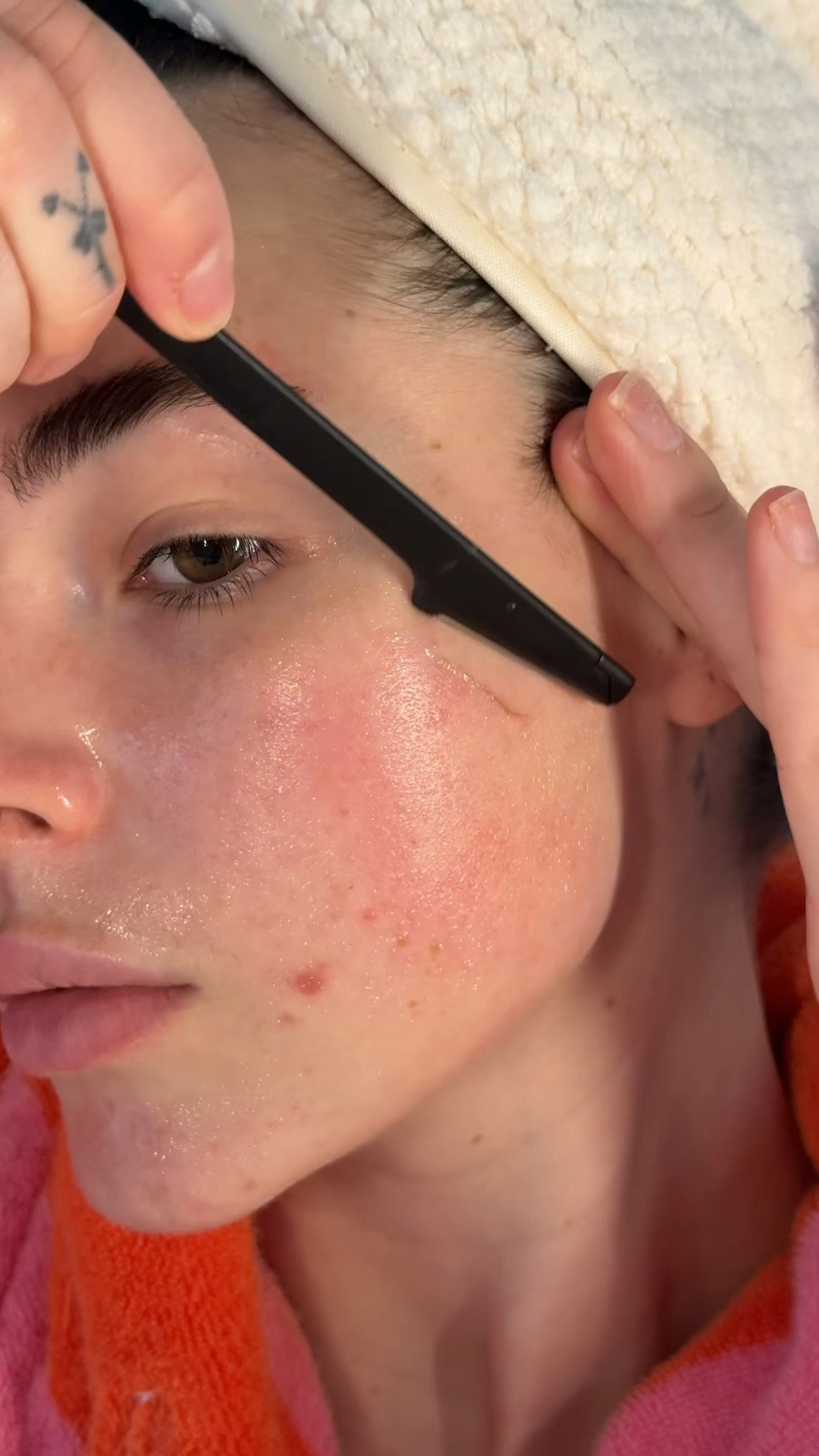 Peach fuzz removal 🪒🫧

#LTKmorningroutine #LTKgrwm #LTKBeauty