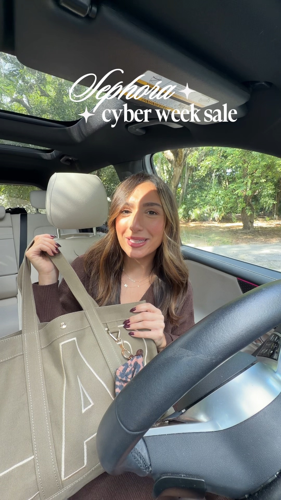 The @sephora Cyber Week sale is here and is insanely good! 💄💋 This is so exciting because SO many of my favorites are up to 50% off now through 12/4! You can stock up on last-minute gifts, try new faves and so much more. PS: if you’re not yet a Sephora Beauty Insider, it’s free to sign up and perks of the program include: free shipping and returns, birthday gifts and so much more! 🤩 Linking my faves for you here! #sephorapartner #sephorahaul 