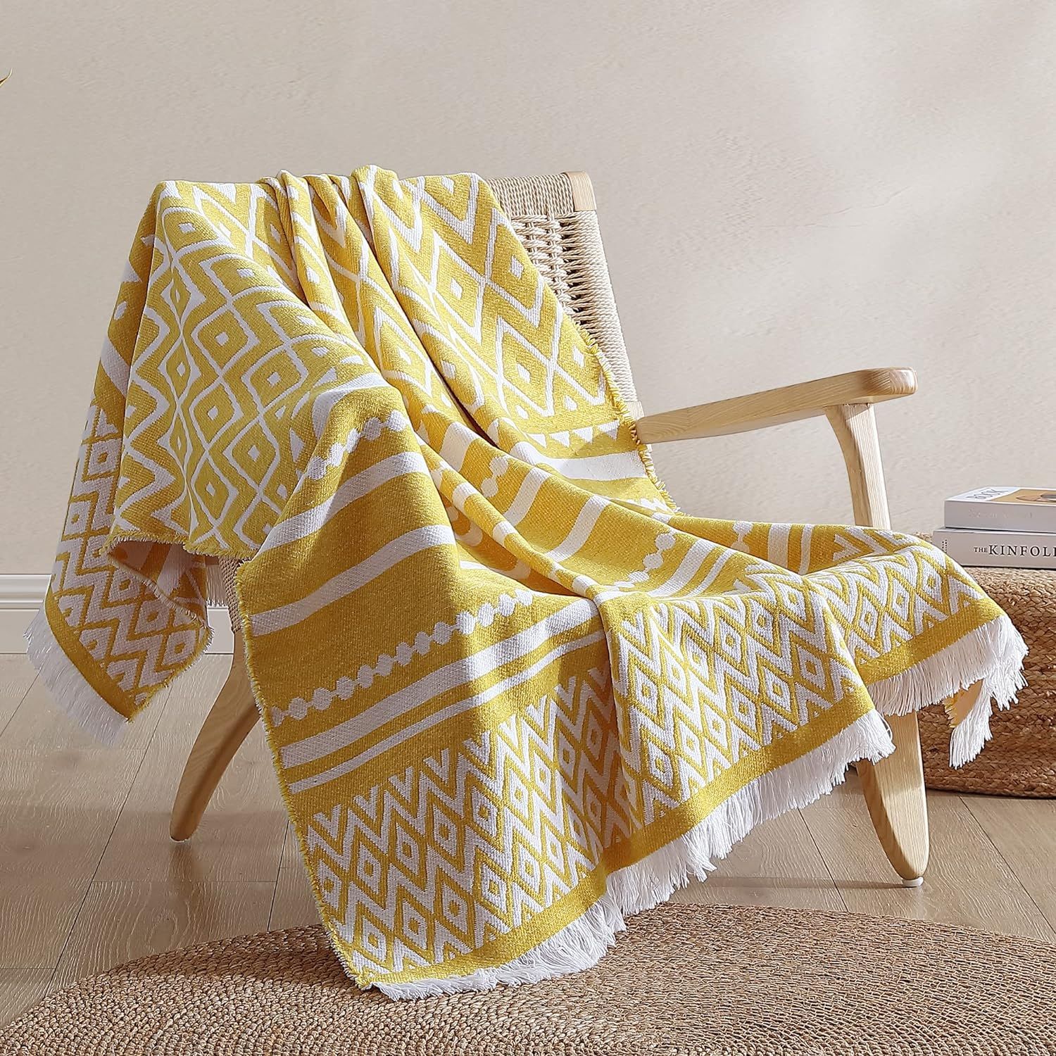 Amélie Home Chenille Jacquard Woven Throw Blanket, Retro Decorative Boho Design with Delicate Ta... | Amazon (US)
