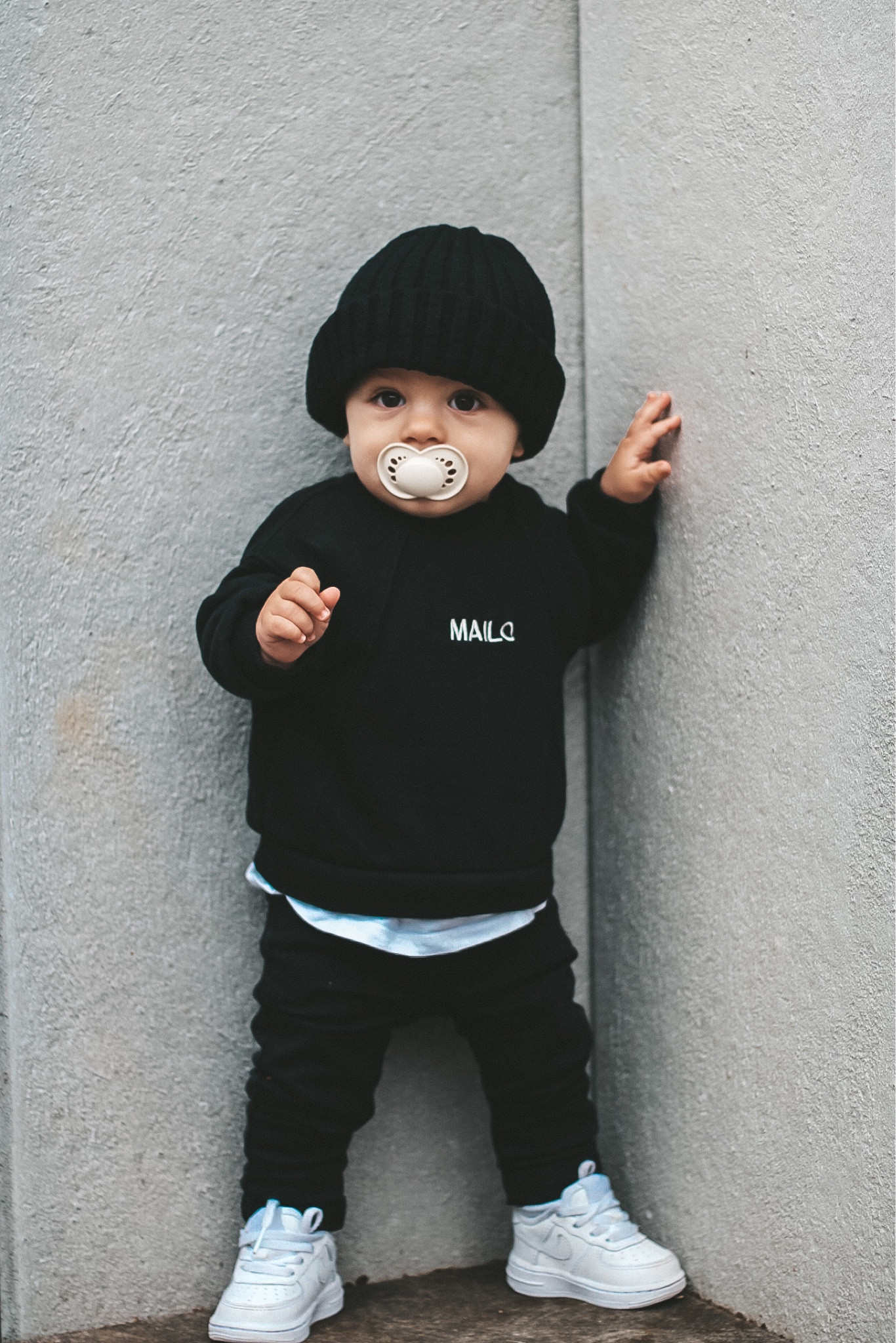 Folgen Sie ihm auf Instagram für mehr Outfit-Details @mailo.leandro oder auf Tiktok @mailo.leandro

Alter auf dem Foto: 11M

Babyboystyke, Baby-Outfit, süße Baby-Kleidung, Herbst-Baby, Baby-Mode

#LTKkids #LTKbaby #LTKfamily