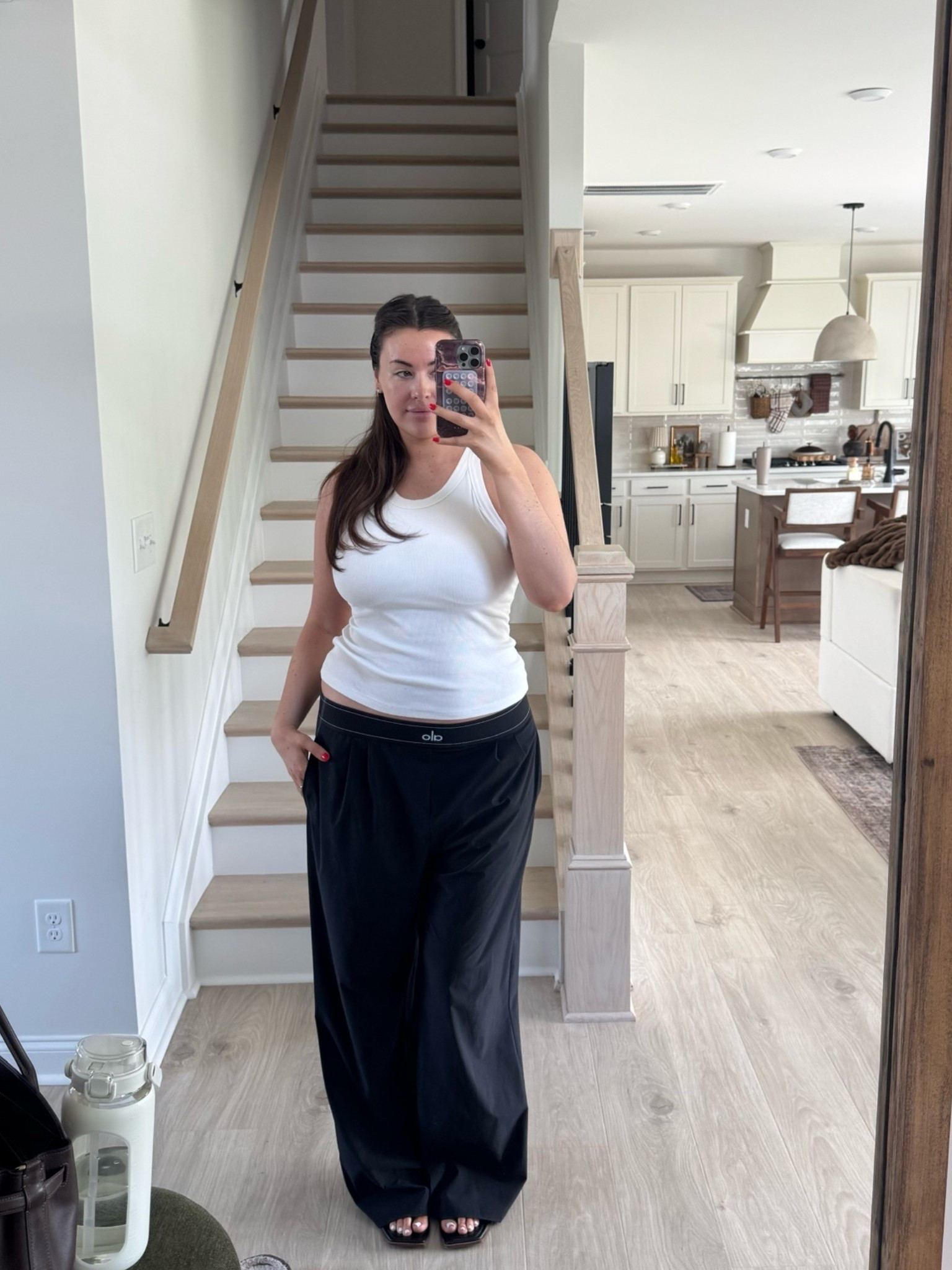 Large tank and large pants!

#LTKootd