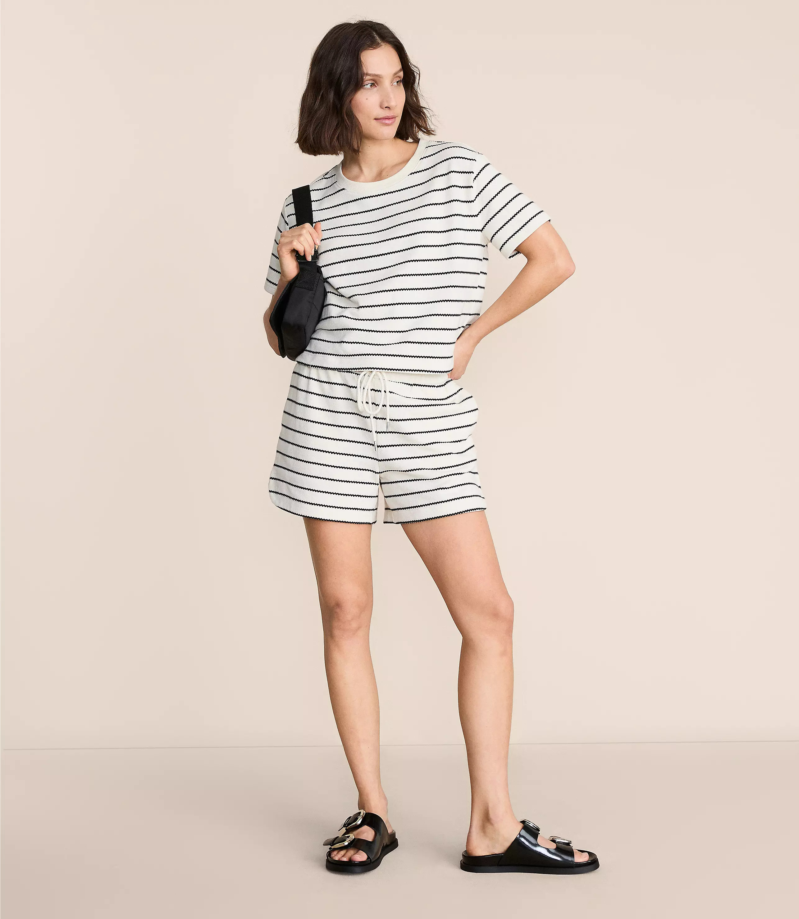 Lou & Grey Striped Jacquard Rounded Hem Shorts | LOFT