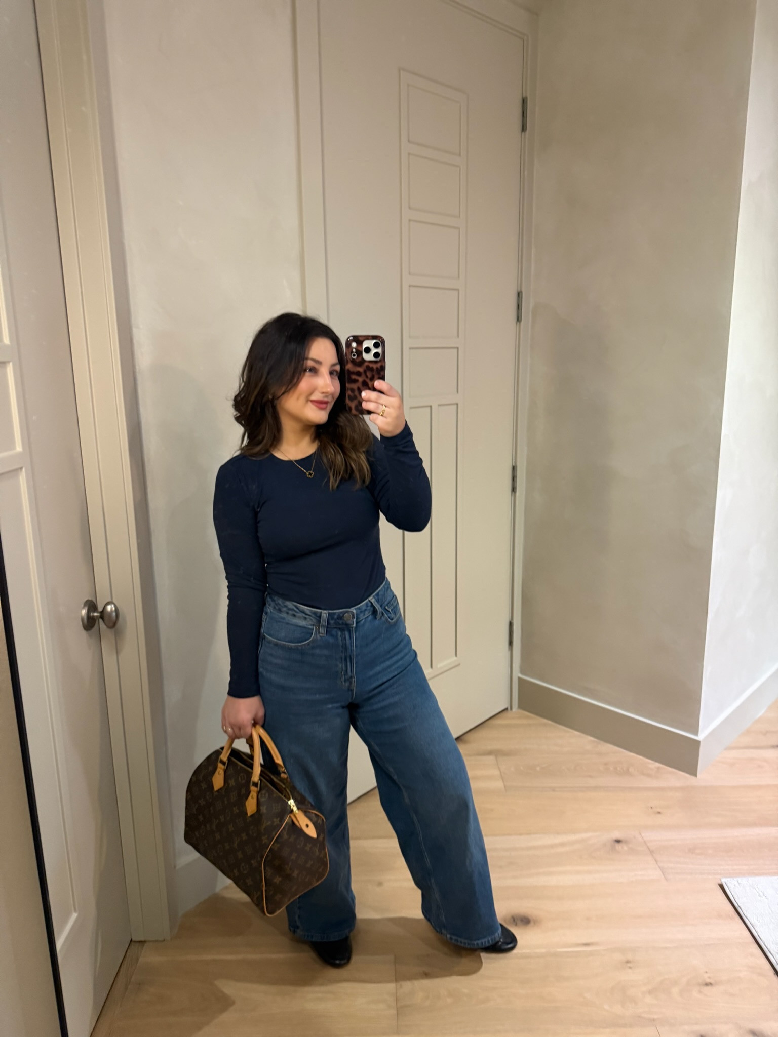 Cute casual outfit!

Long sleeve size small 
Comes in a pack of 3 

Jeans size 6 

5’0” 140lbs 

#LTKPetite #LTKootd #LTKSaleAlert