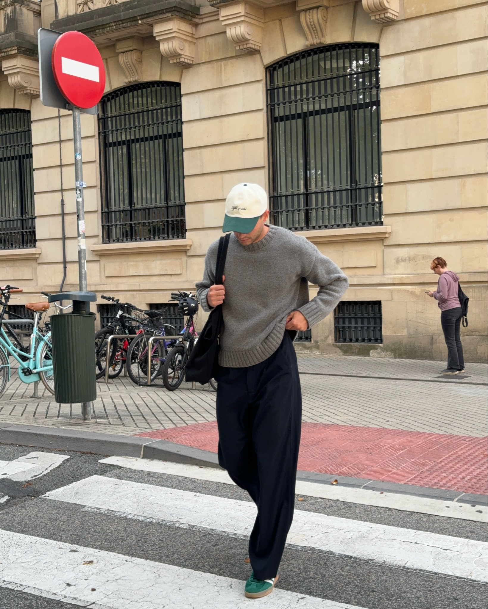 sporty minimal outfit

#LTKespana #LTKeurope #LTKmens