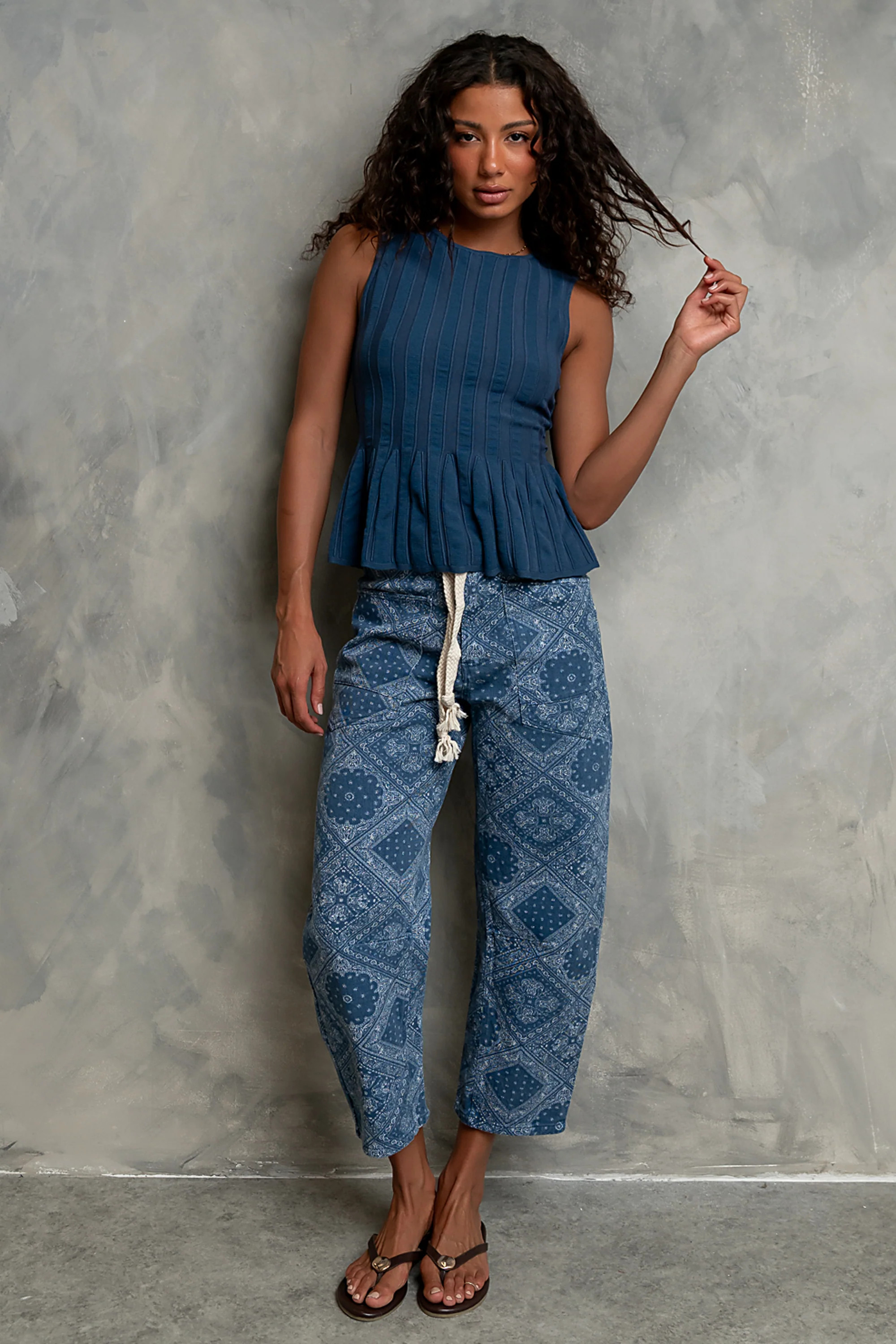 Kaylee Barrel Jeans - L / Denim | Böhme US